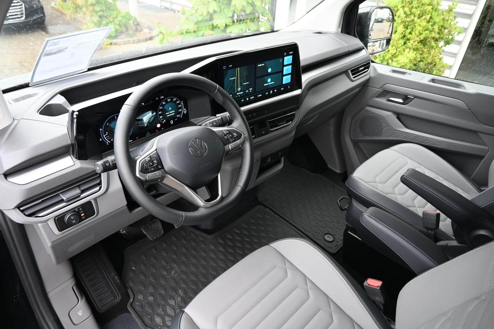 VW Caravelle 2.0 TDI Style LWB Automat 8-Plätzer 170PS + AHK 2500kg + Standheizung-image-12