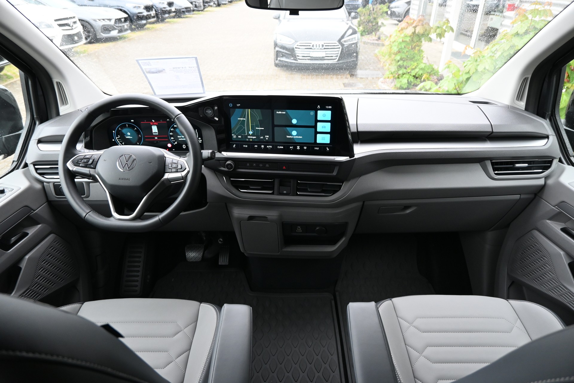 VW Caravelle 2.0 TDI Style LWB Automat 8-Plätzer 170PS + AHK 2500kg + Standheizung-image-11