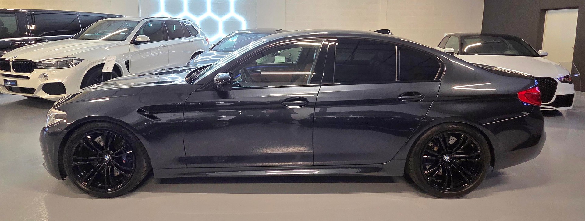 BMW M5 xDrive Competition Drivelogic-image-1