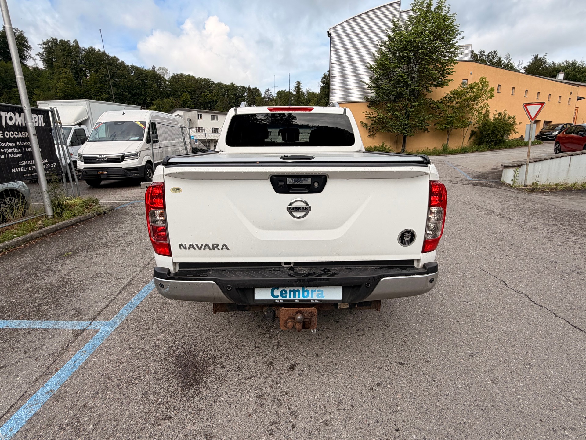 NISSAN Navara Double Cab N-Connecta 2.3 dCi 4WD Automatic-image-4