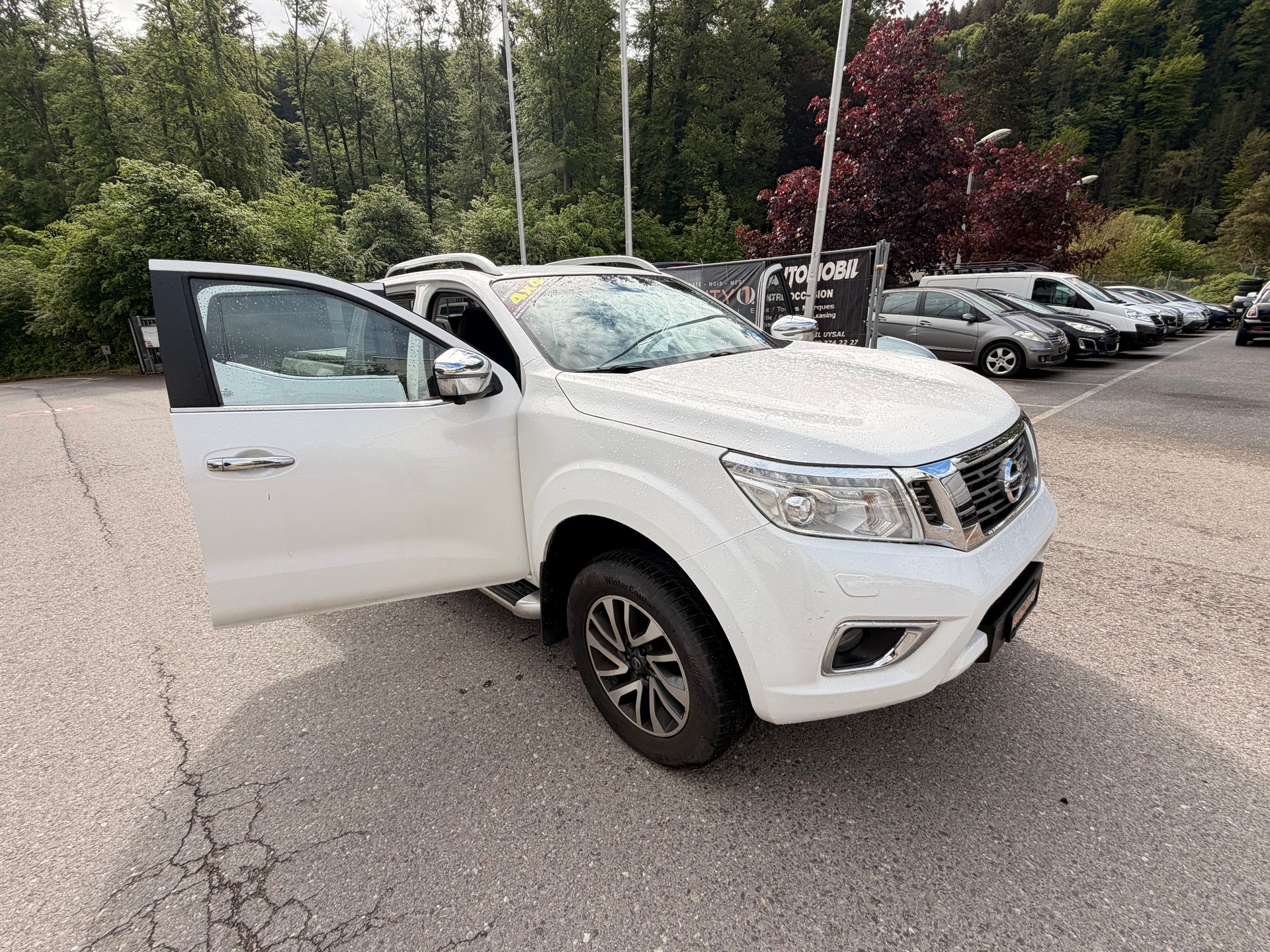 NISSAN Navara Double Cab N-Connecta 2.3 dCi 4WD Automatic-image-20