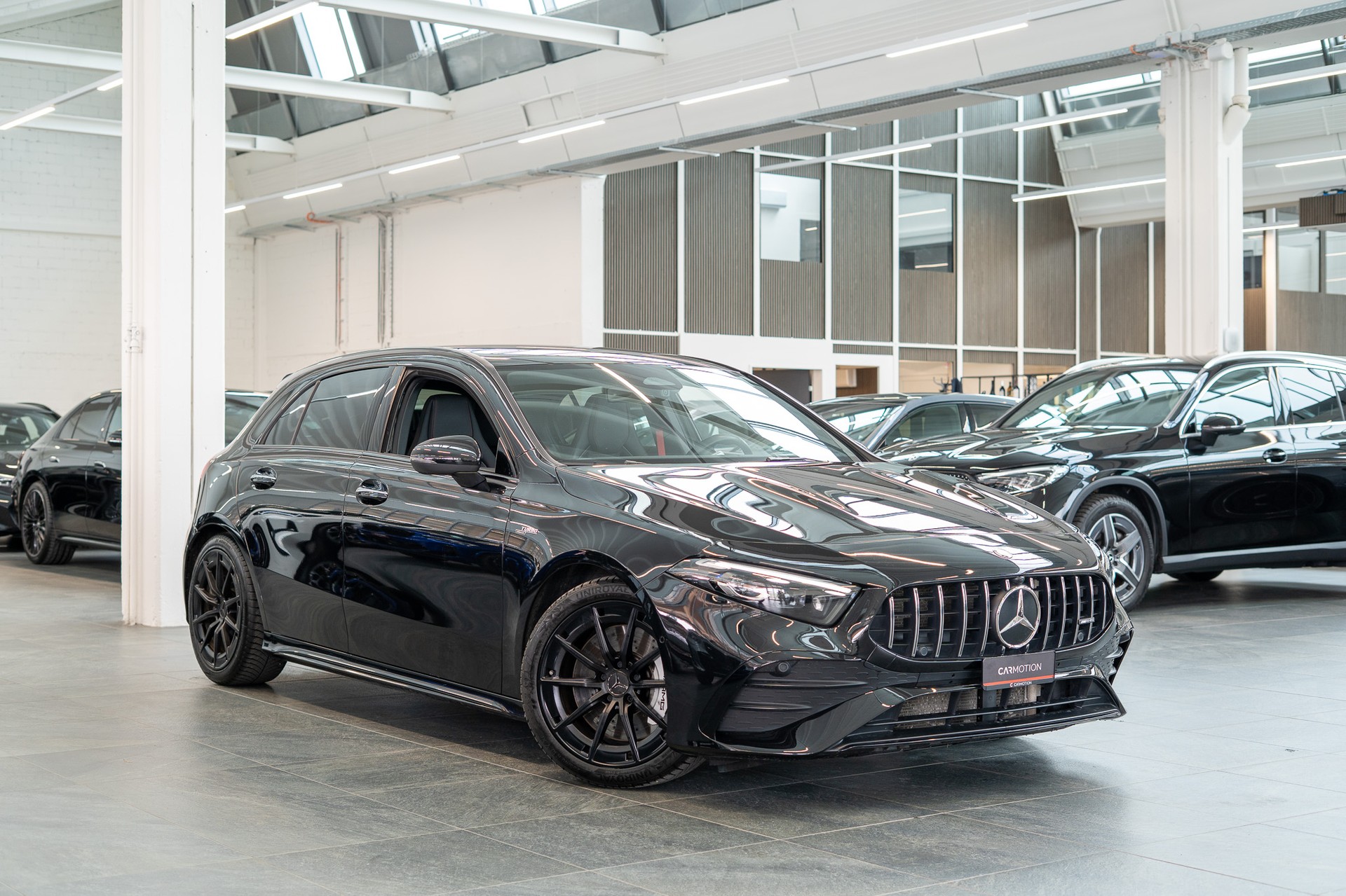 MERCEDES-BENZ A 35 AMG 4matic / Facelift / el.Sportsitze / Rückfahrkamera-showroom-element-2
