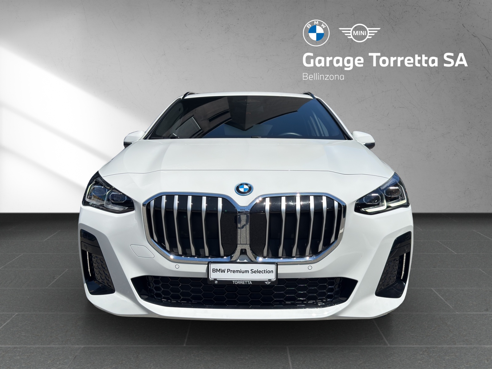 BMW 225e xDrive Active Tourer-image-7