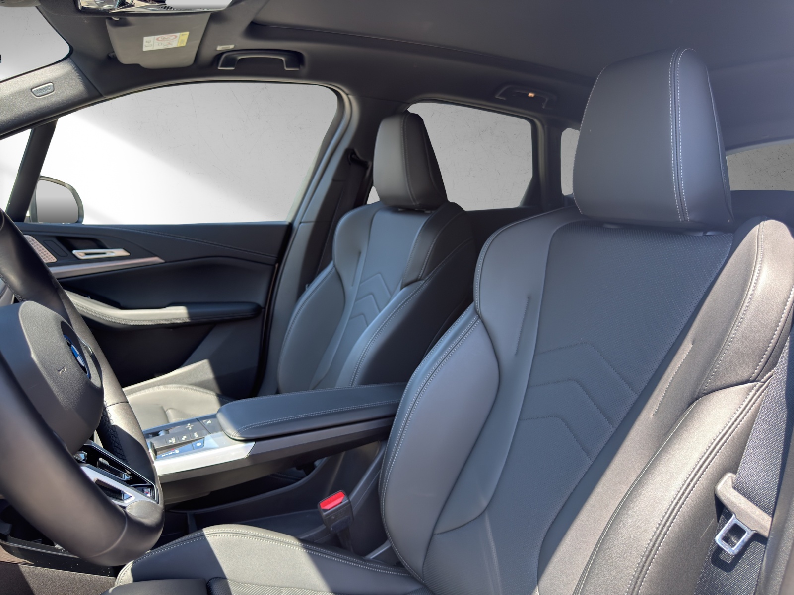 BMW 225e xDrive Active Tourer-image-15