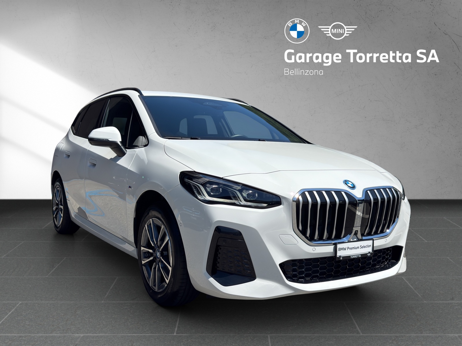 BMW 225e xDrive Active Tourer-image-6
