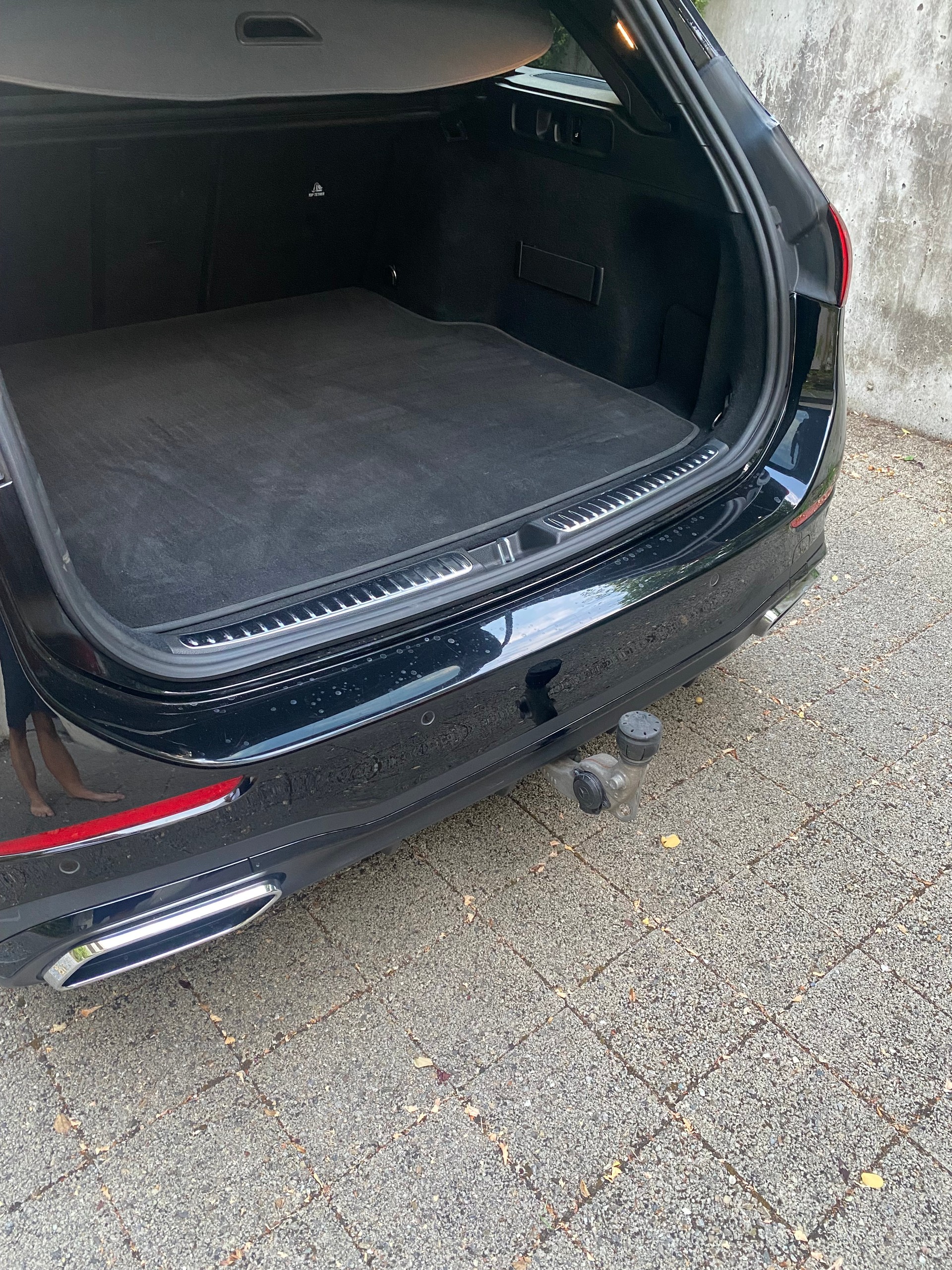 MERCEDES-BENZ C 300 4 Matic AMG Line Kombi noch 2 Jahre MB Garantie-image-7