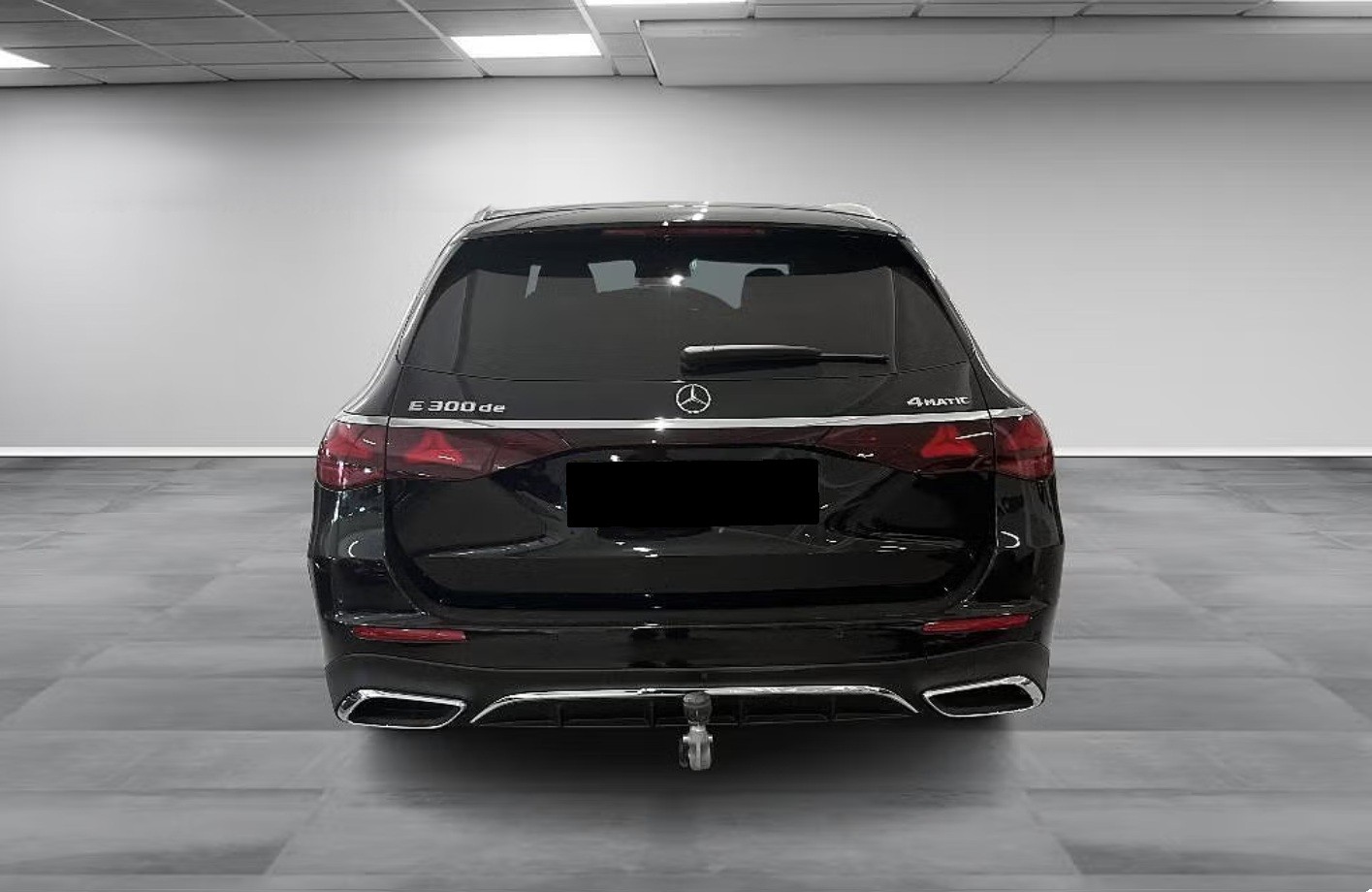 MERCEDES-BENZ E 300 de T 4Matic 9G-Tronic-image-4
