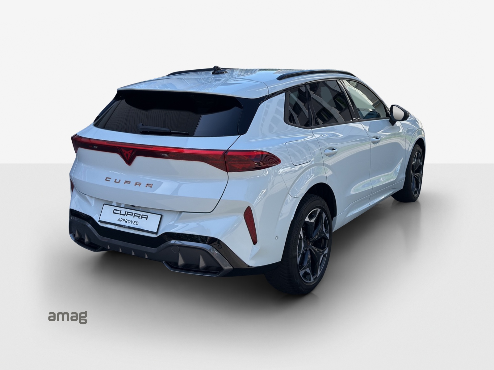 CUPRA Terramar 1.5 eHybrid DSG VZ-image-4