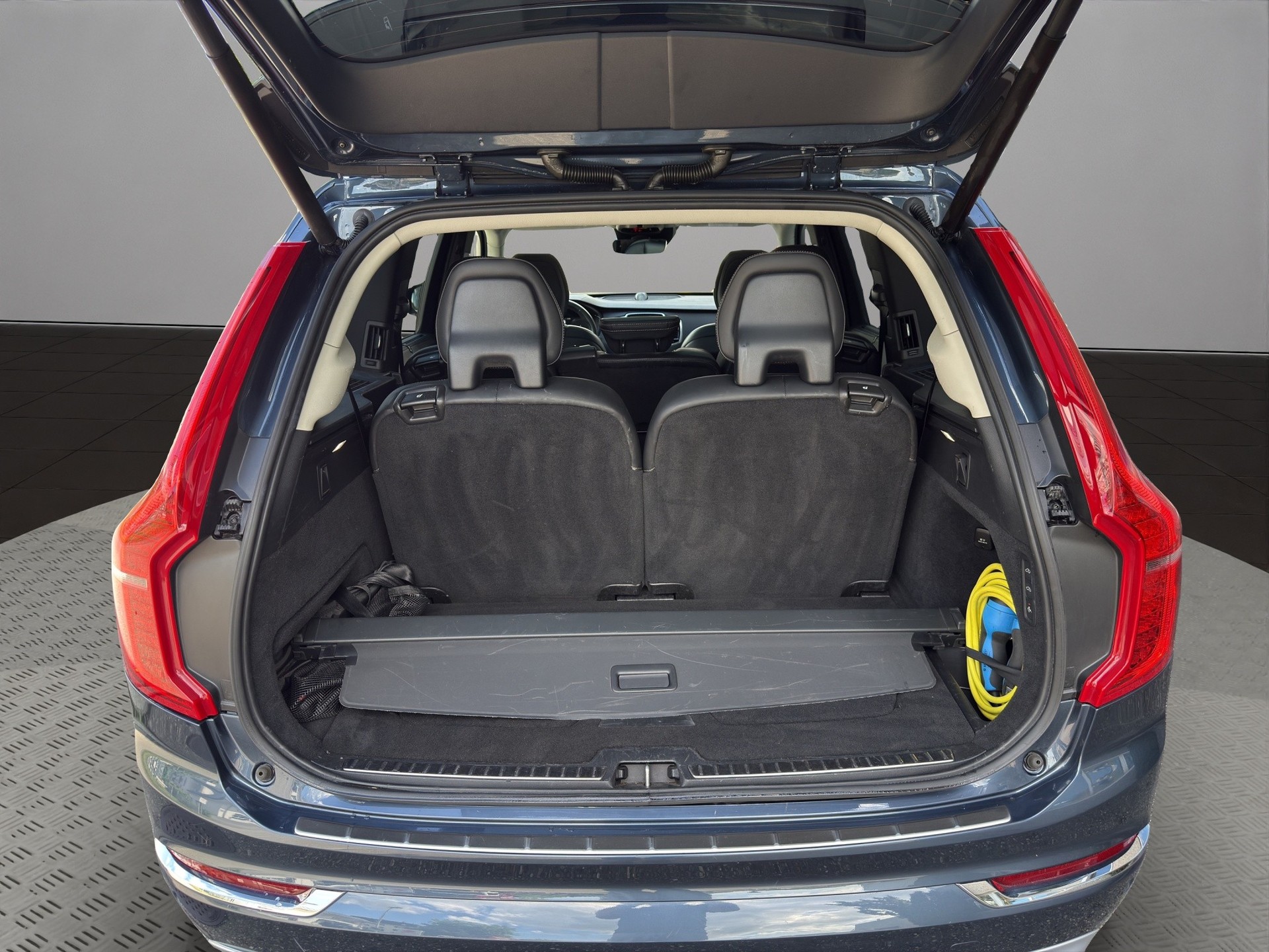 VOLVO XC90 T8 AWD Inscription Geartronic-image-8