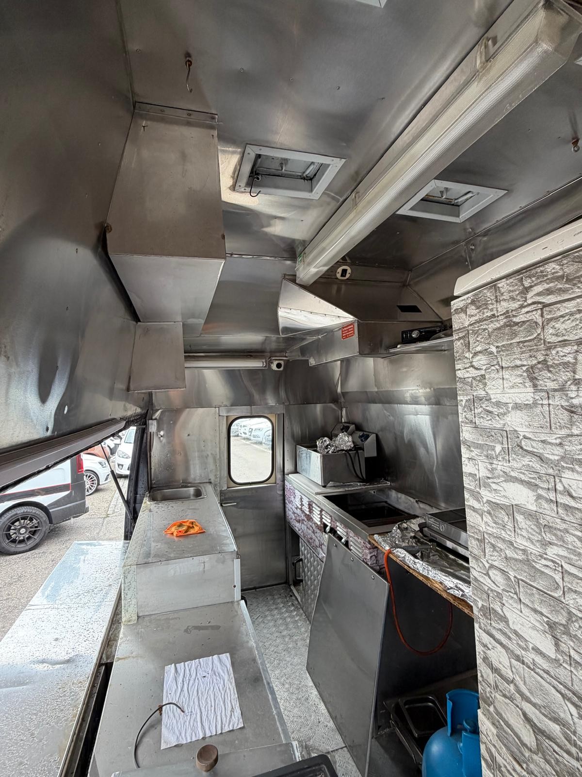 MERCEDES-BENZ 308 Westfalia-image-4