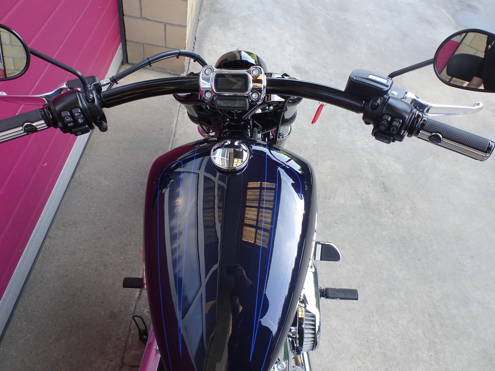 HARLEY-DAVIDSON FXBRS Breakout 114 ABS-image-5