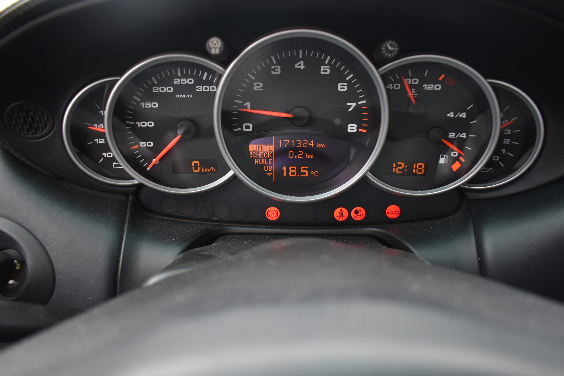 PORSCHE 911 Carrera 4 S-image-1
