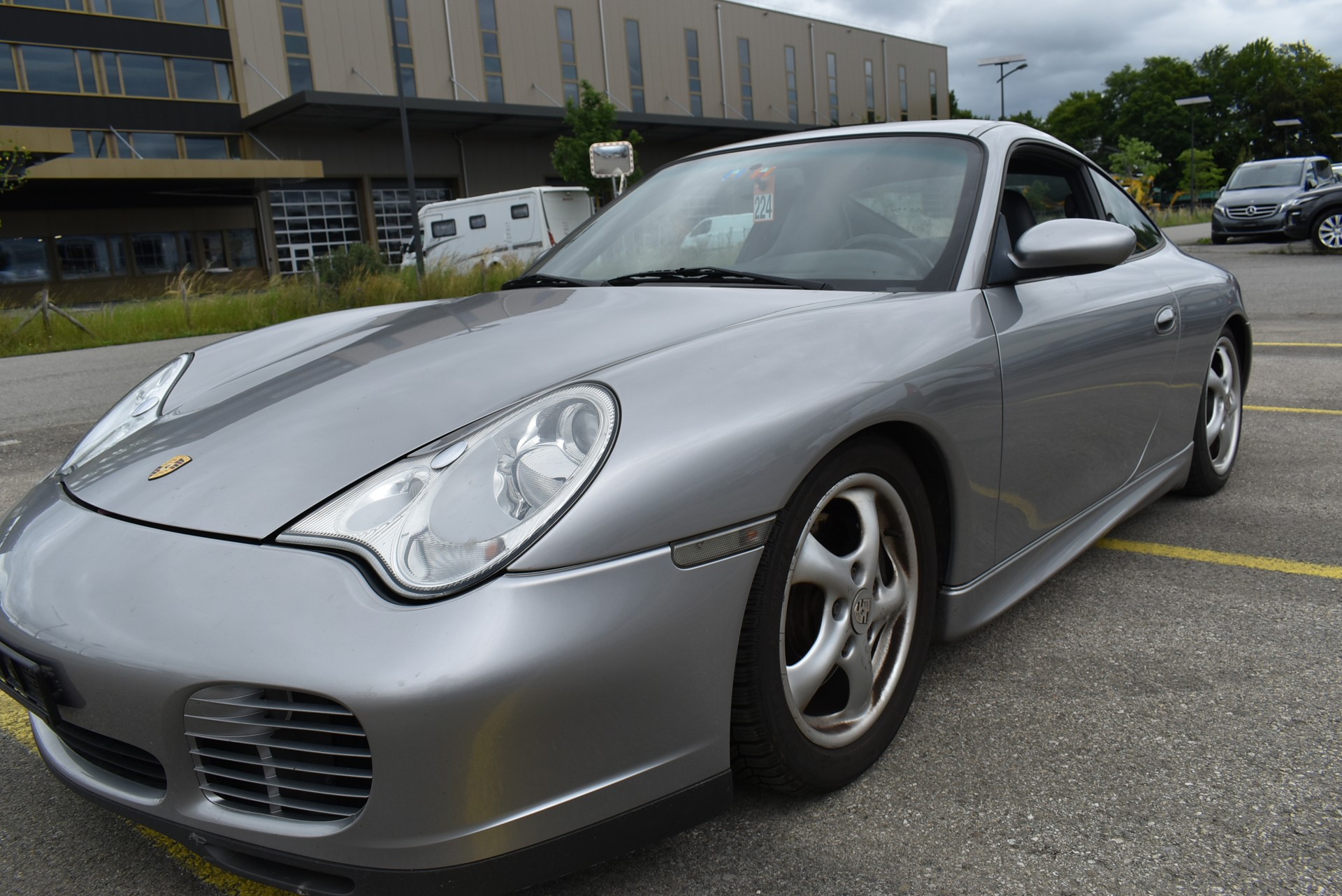 PORSCHE 911 Carrera 4 S-image-3