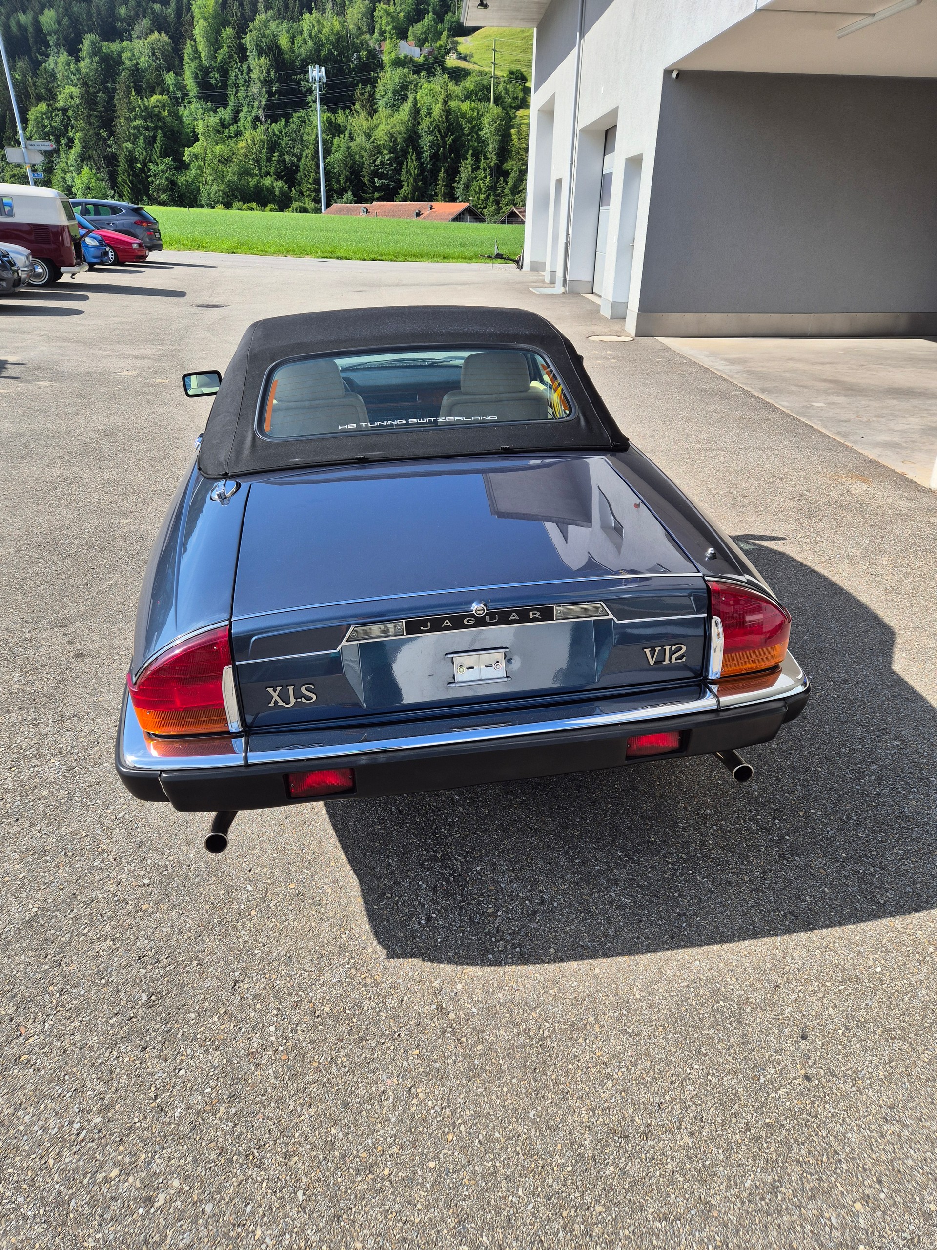 JAGUAR XJS 5.3 V12 Convertible-image-13