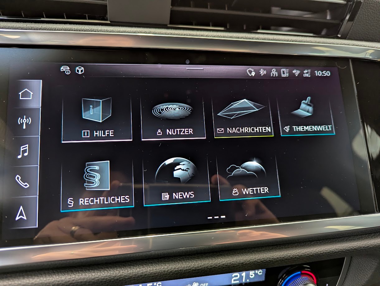 AUDI Q3 2.0 40 TDI S line quattro S-Tronic*CH-AUTO 2x S-LINE MATRIX-LED NAVI CAM AHK 2'200KG UVM*-image-12