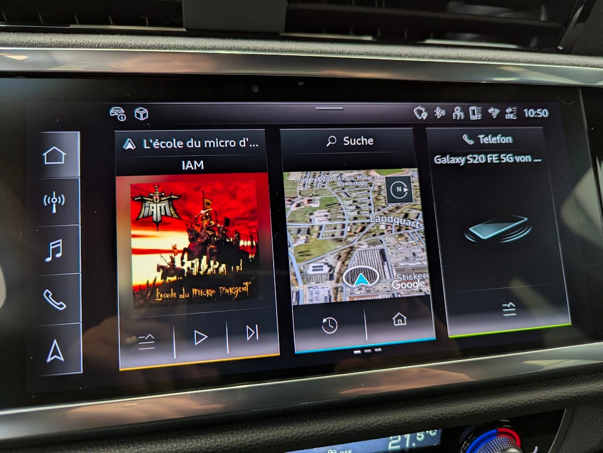 AUDI Q3 2.0 40 TDI S line quattro S-Tronic*CH-AUTO 2x S-LINE MATRIX-LED NAVI CAM AHK 2'200KG UVM*-image-10