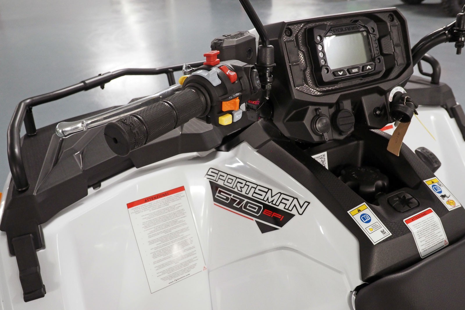 POLARIS Sportsman 570 4x4-image-10