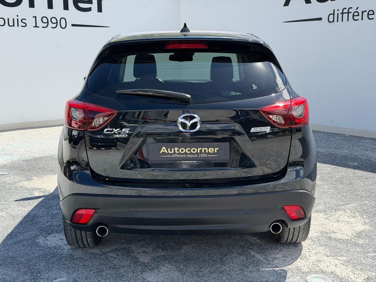 MAZDA CX-5 2.2 D HP Revolution AWD Automatic-image-5