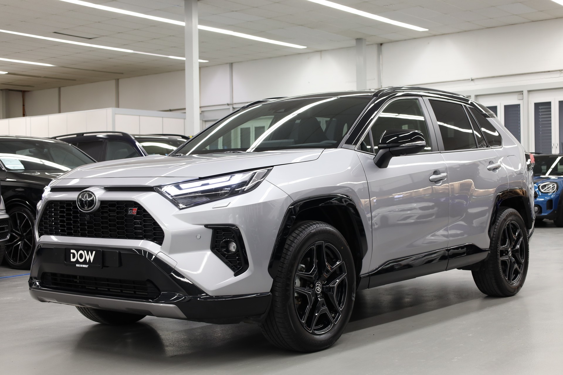 TOYOTA RAV-4 2.5 HEV GR Sport e-CVT 4WD-showroom-element-2