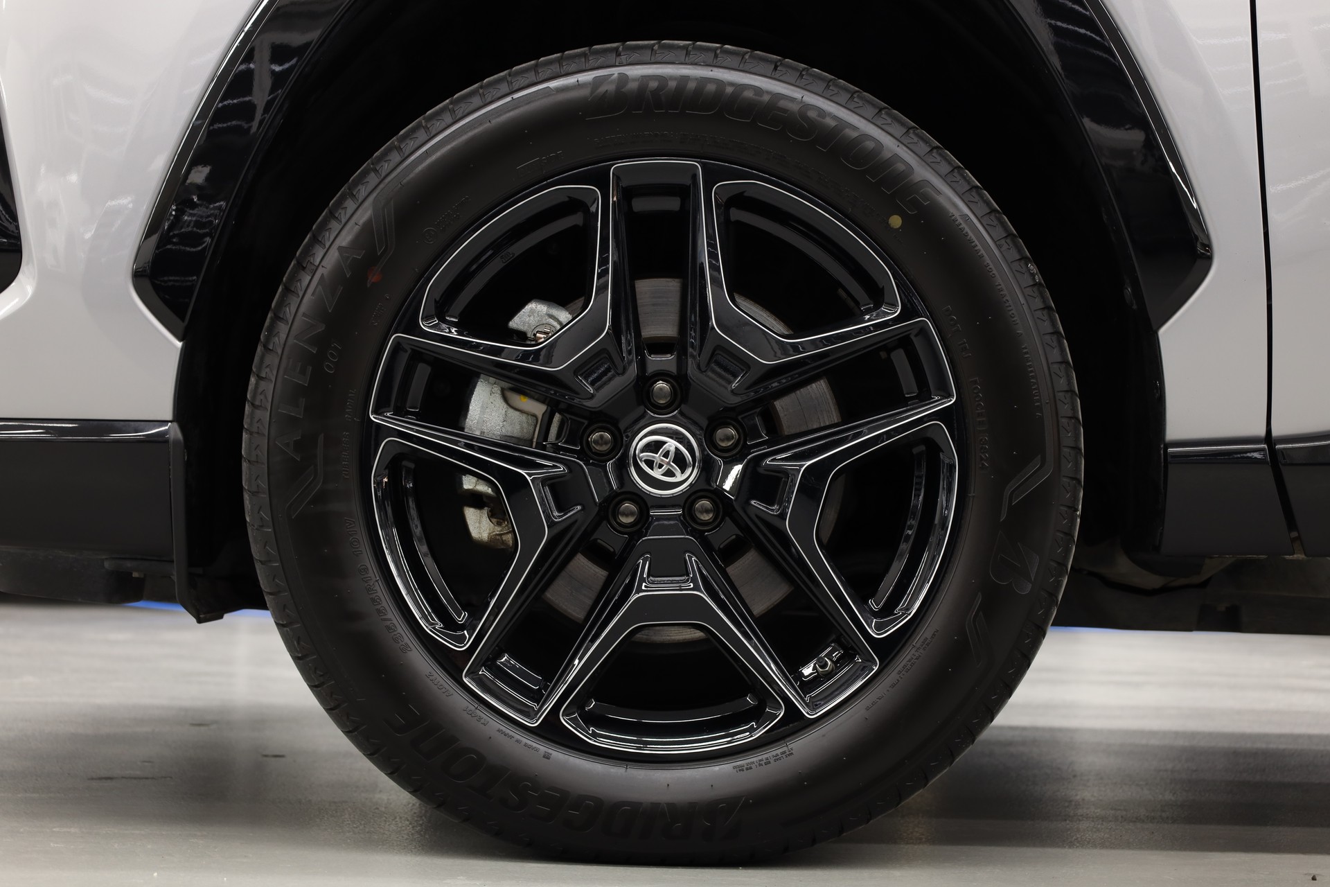 TOYOTA RAV-4 2.5 HEV GR Sport e-CVT 4WD-image-13