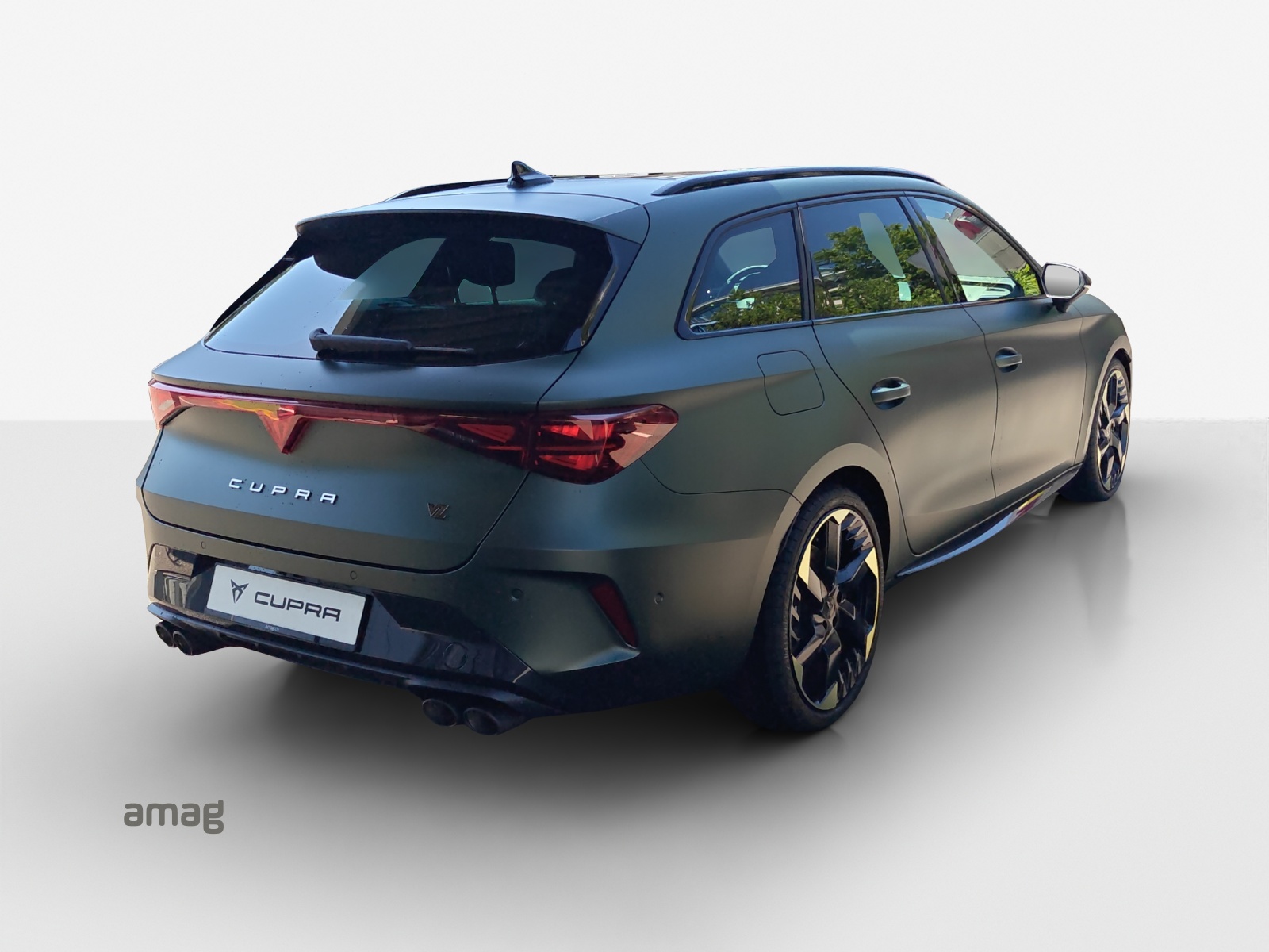 CUPRA LEON ST 2.0 TSI VZ DSG 4Drive-image-4