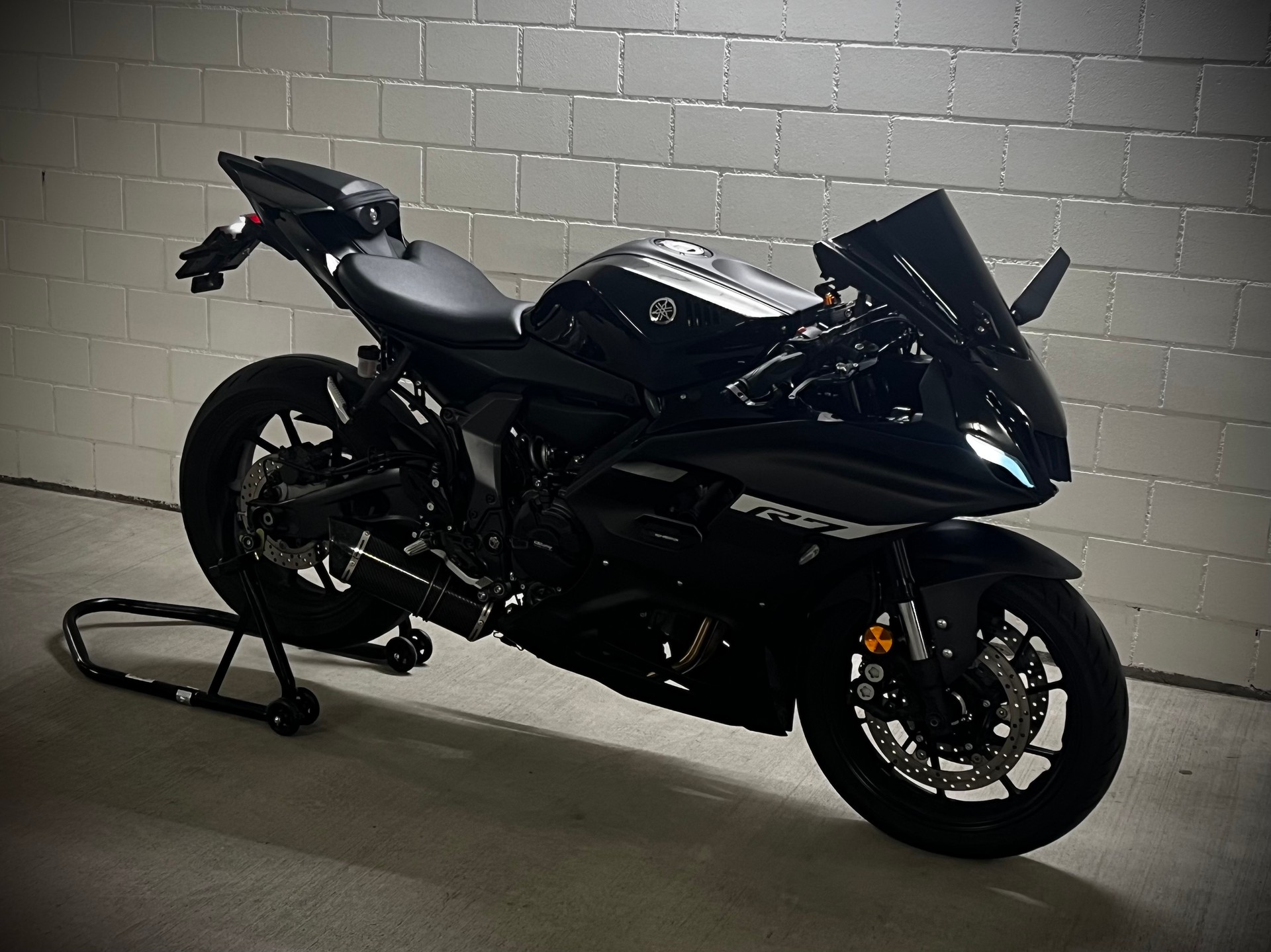 YAMAHA YZF-R7 (35kW)-image-0