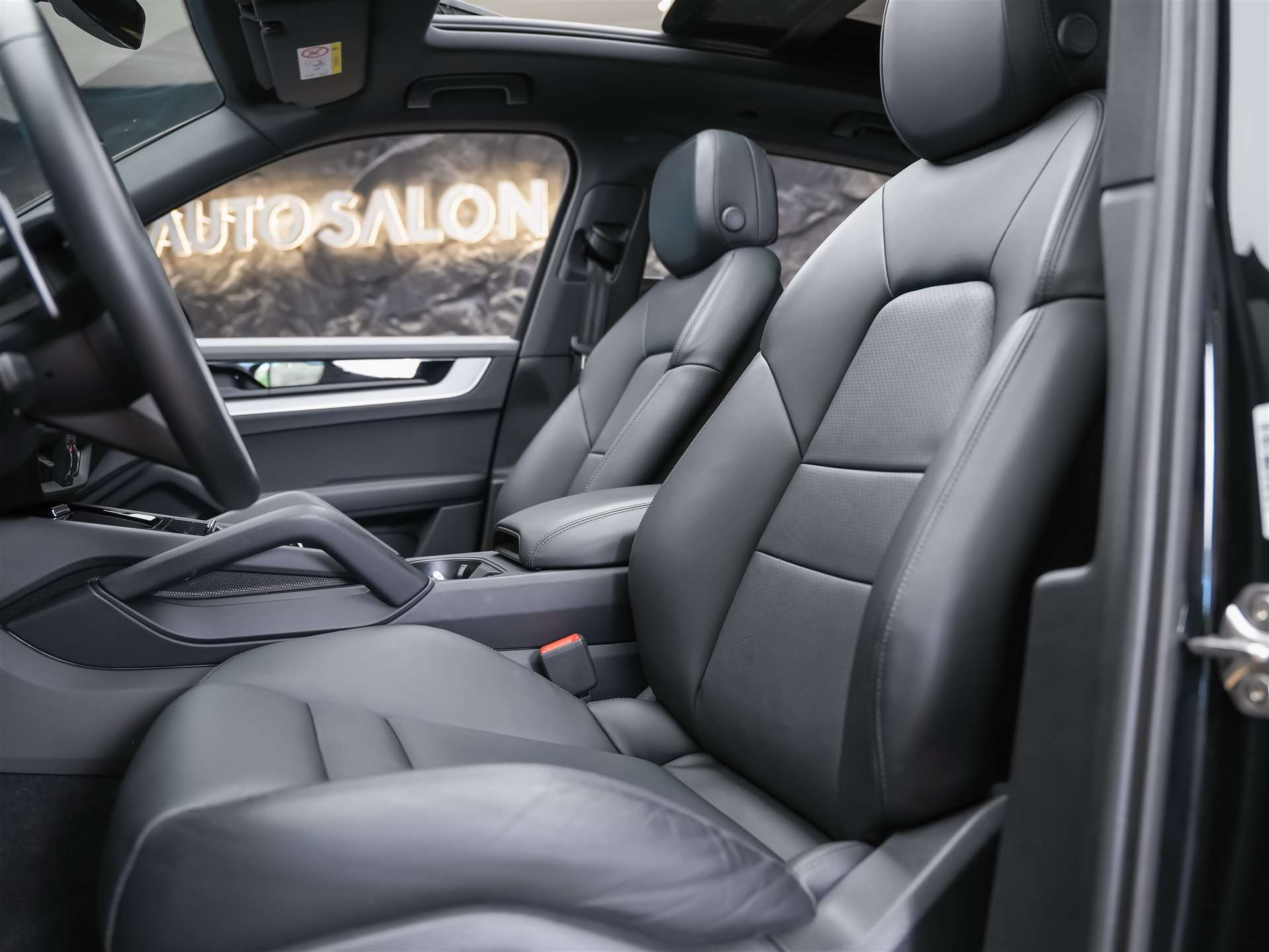 PORSCHE Cayenne *22" Felgen*Abstandsregler*Panorama*Softclose*Soundsystem BOSE*-image-9