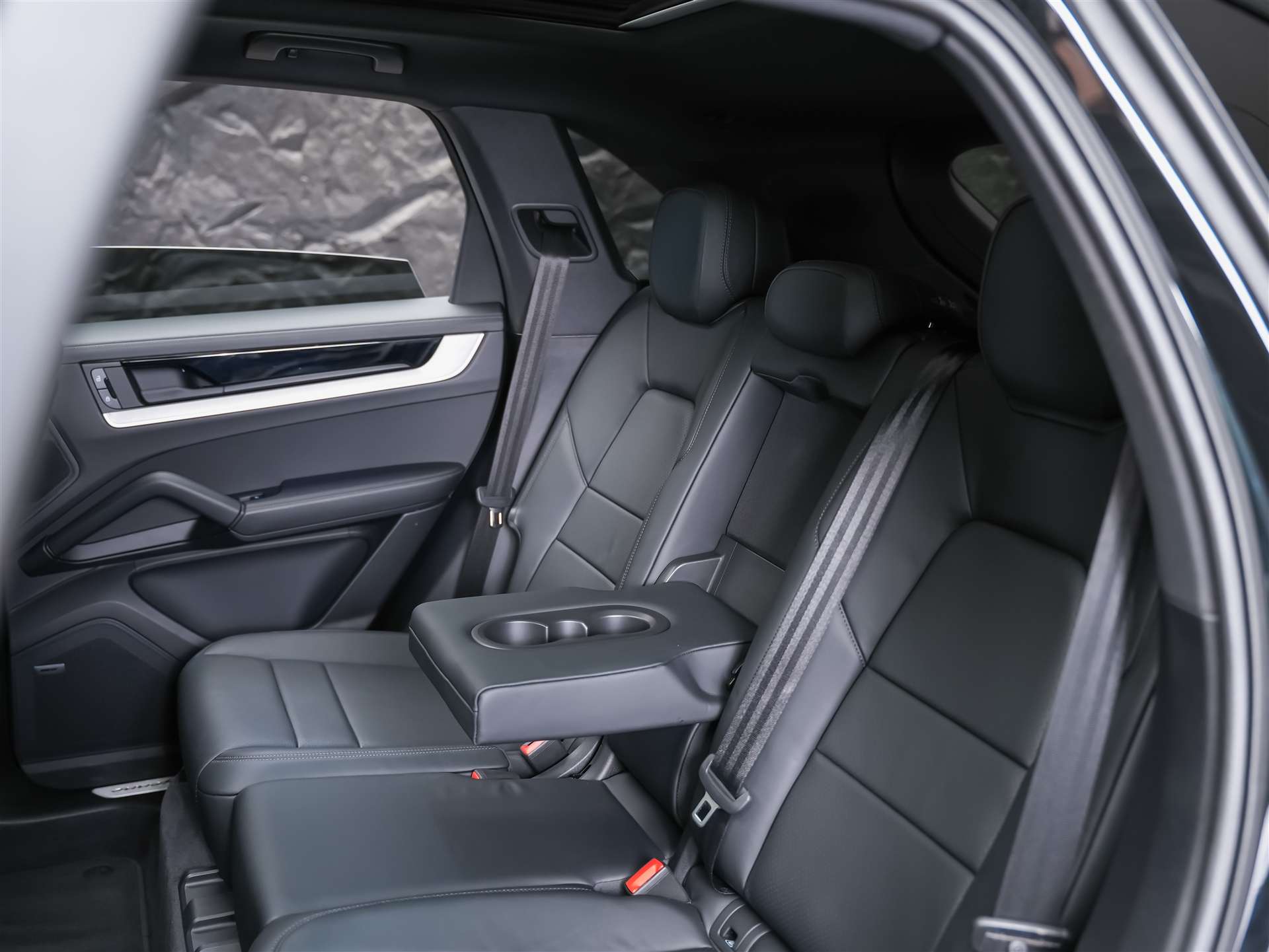 PORSCHE Cayenne *22" Felgen*Abstandsregler*Panorama*Softclose*Soundsystem BOSE*-image-14