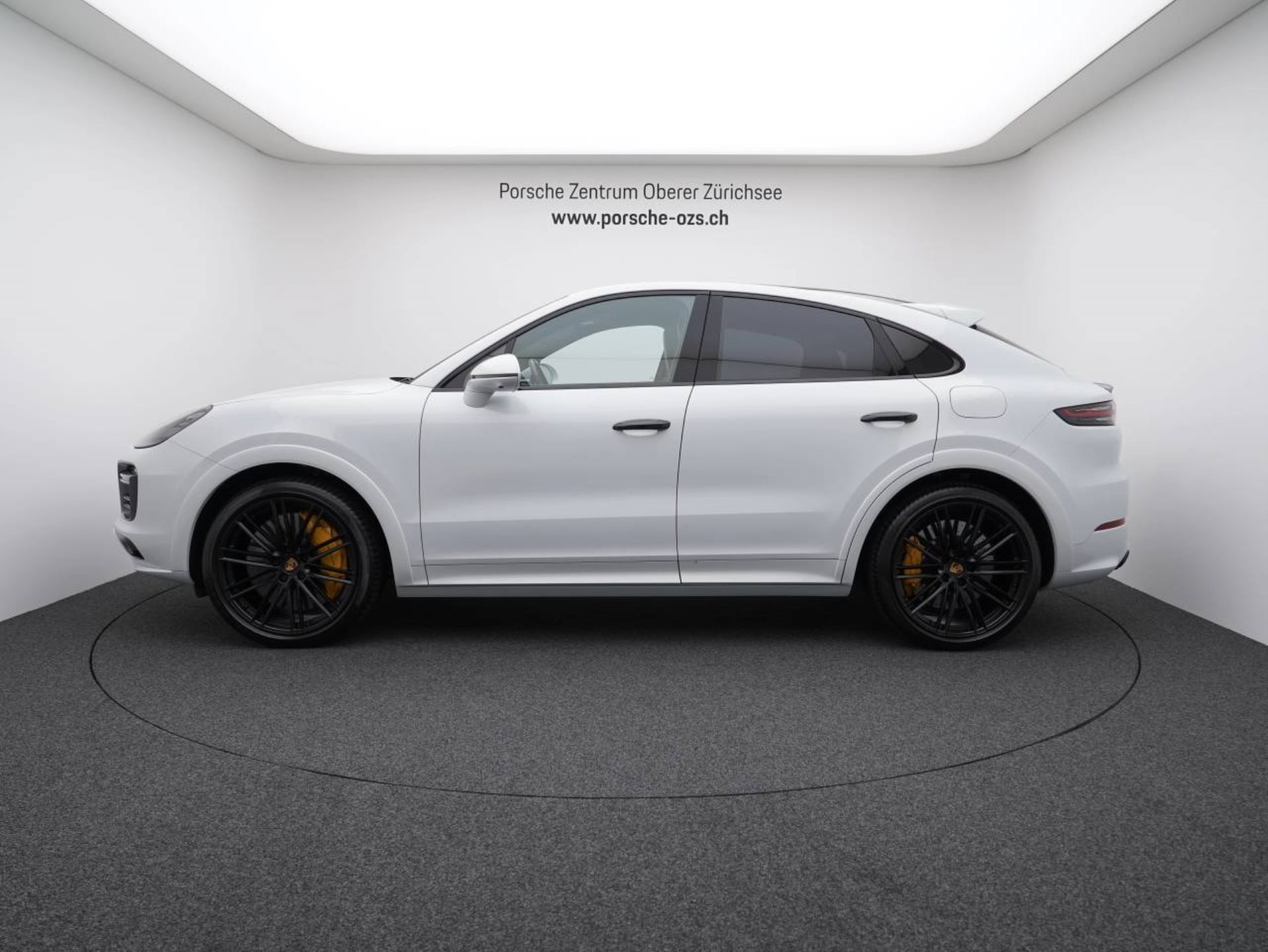 PORSCHE Cayenne Turbo S E-Hybrid Coupé-showroom-element-1