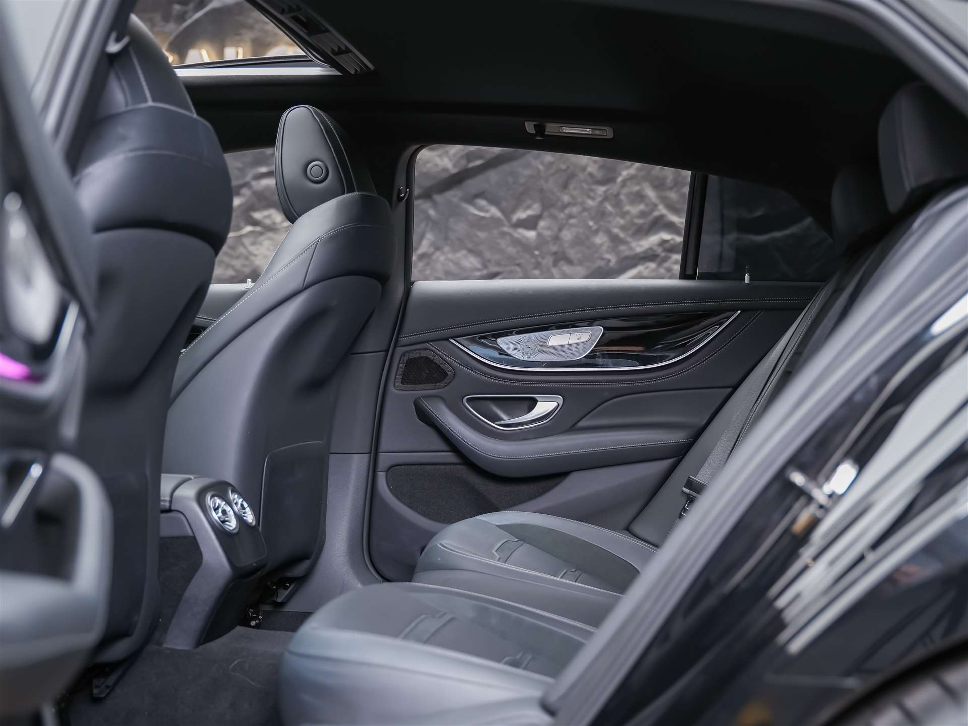 MERCEDES-BENZ AMG GT 4 63 S 4Matic+-image-14
