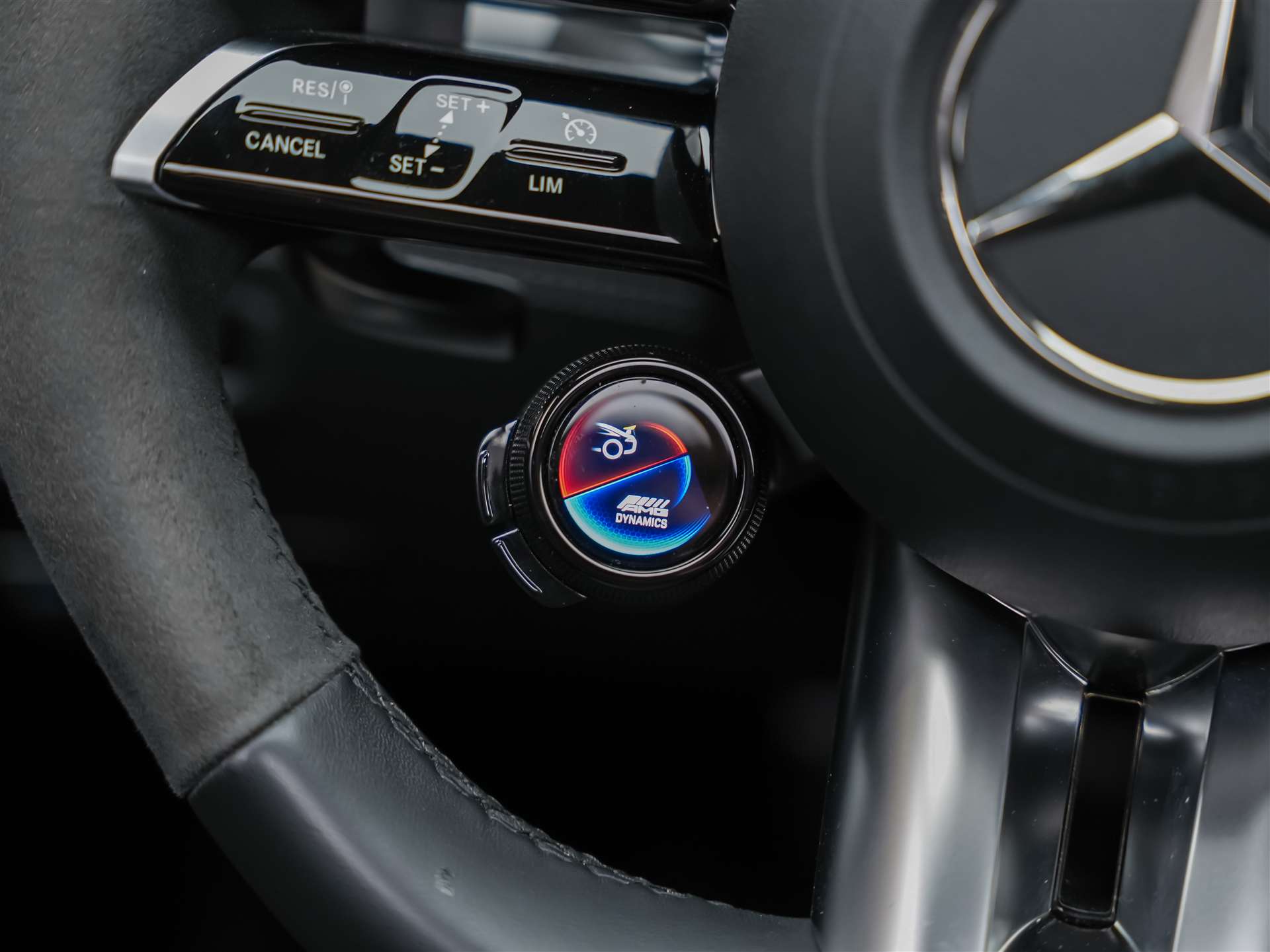 MERCEDES-BENZ AMG GT 4 63 S 4Matic+-image-34
