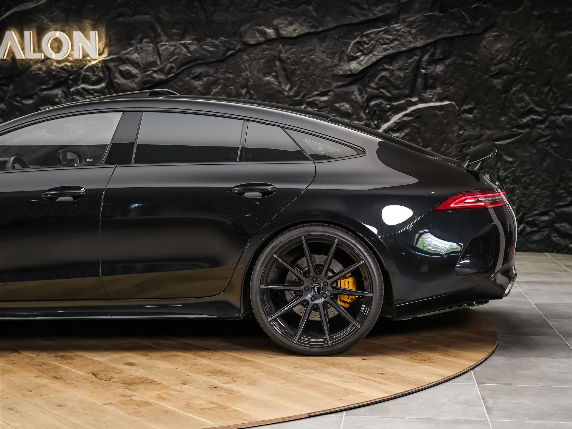 MERCEDES-BENZ AMG GT 4 63 S 4Matic+ *22" Felgen*Massage*Panorama*-image-19