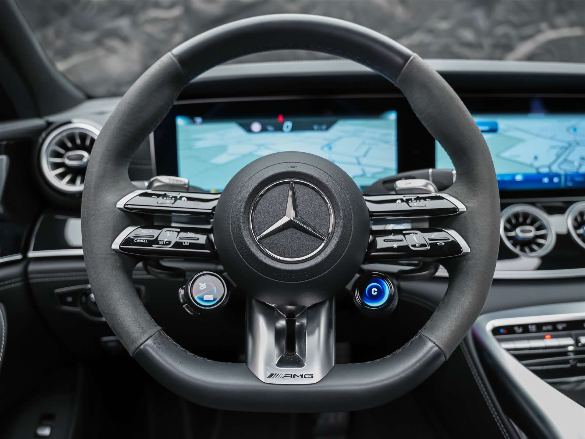 MERCEDES-BENZ AMG GT 4 63 S 4Matic+ *22" Felgen*Massage*Panorama*-image-30