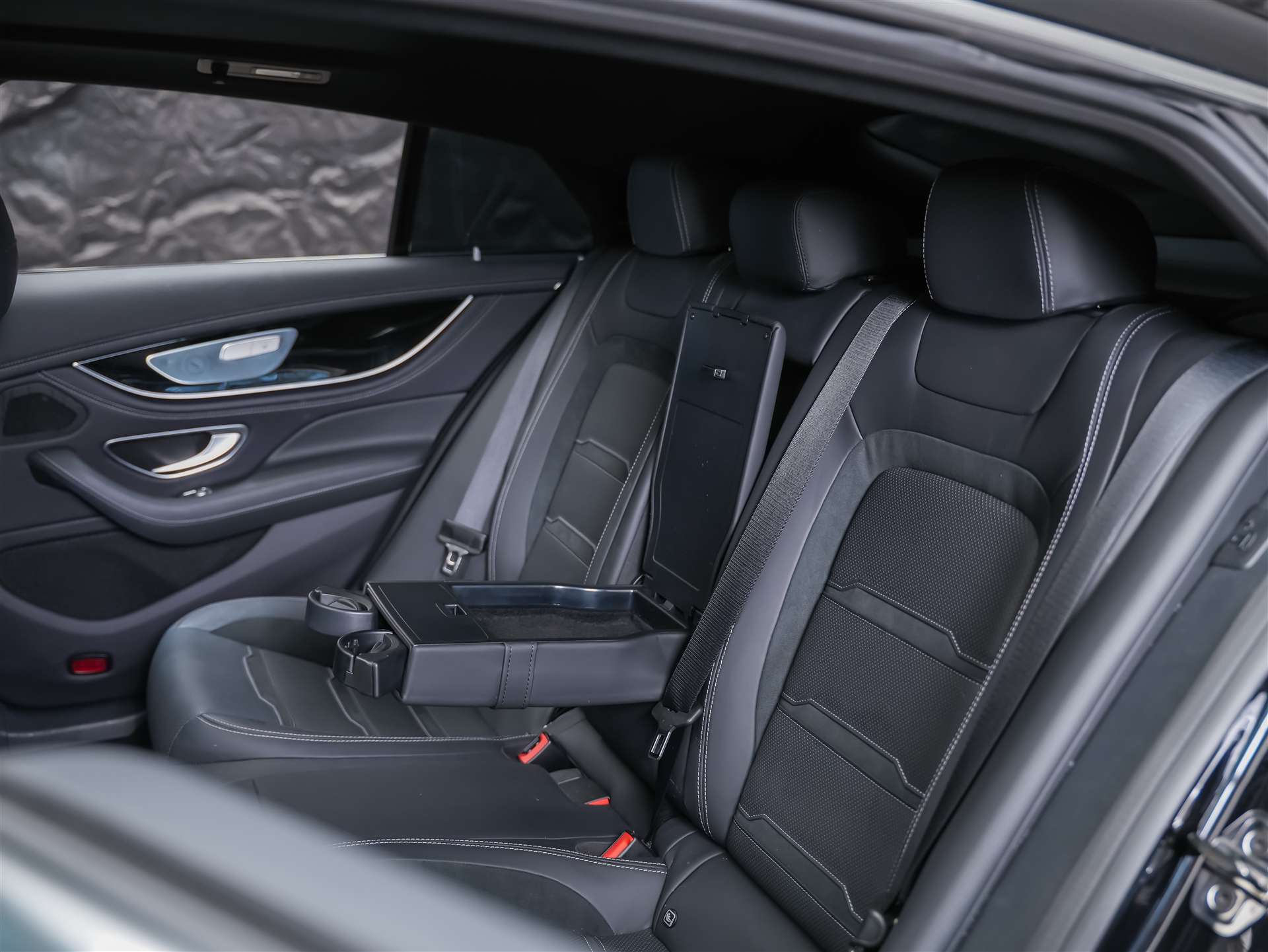 MERCEDES-BENZ AMG GT 4 63 S 4Matic+-image-15