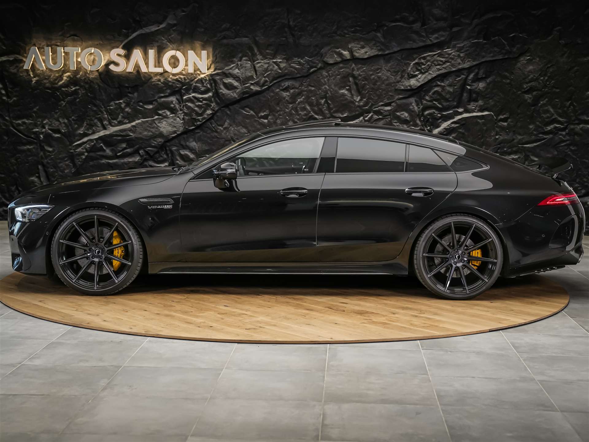 MERCEDES-BENZ AMG GT 4 63 S 4Matic+ *22" Felgen*Massage*Panorama*-showroom-element-2