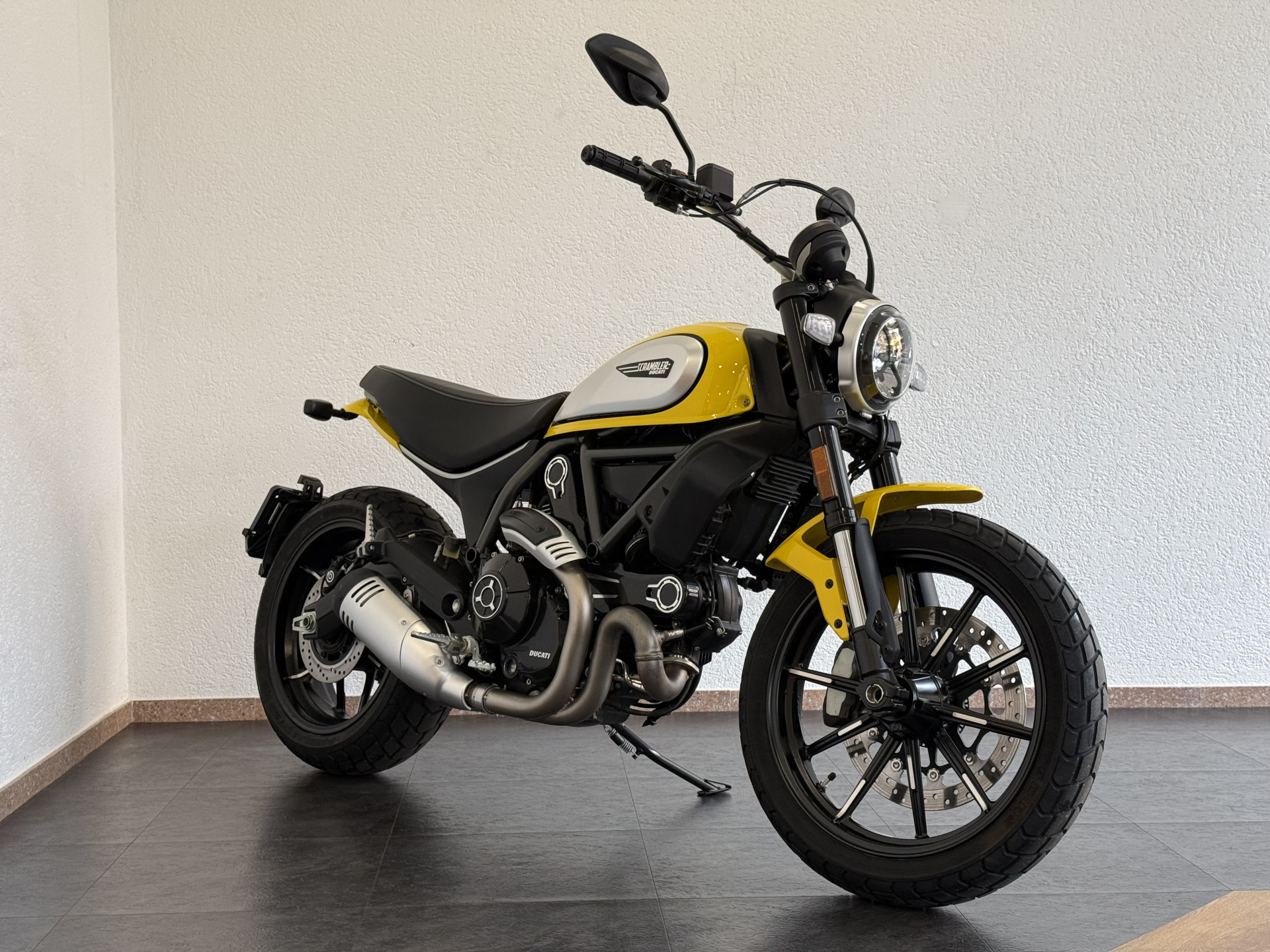DUCATI Scrambler 803 Icon