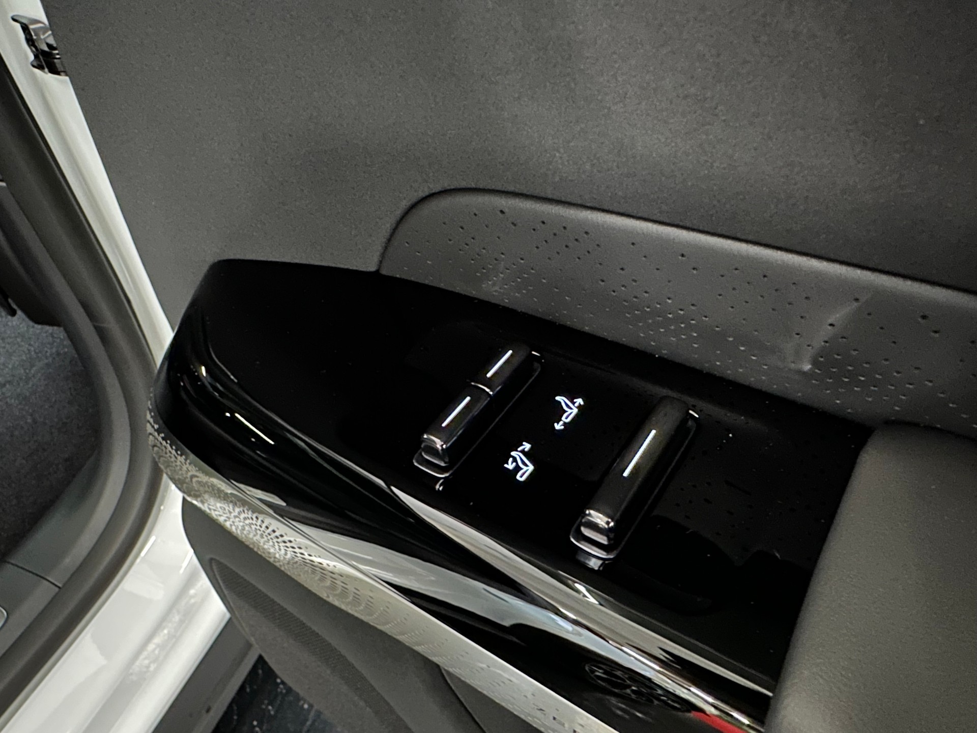 ZEEKR 7X 100kWh Privilege AWD-image-30
