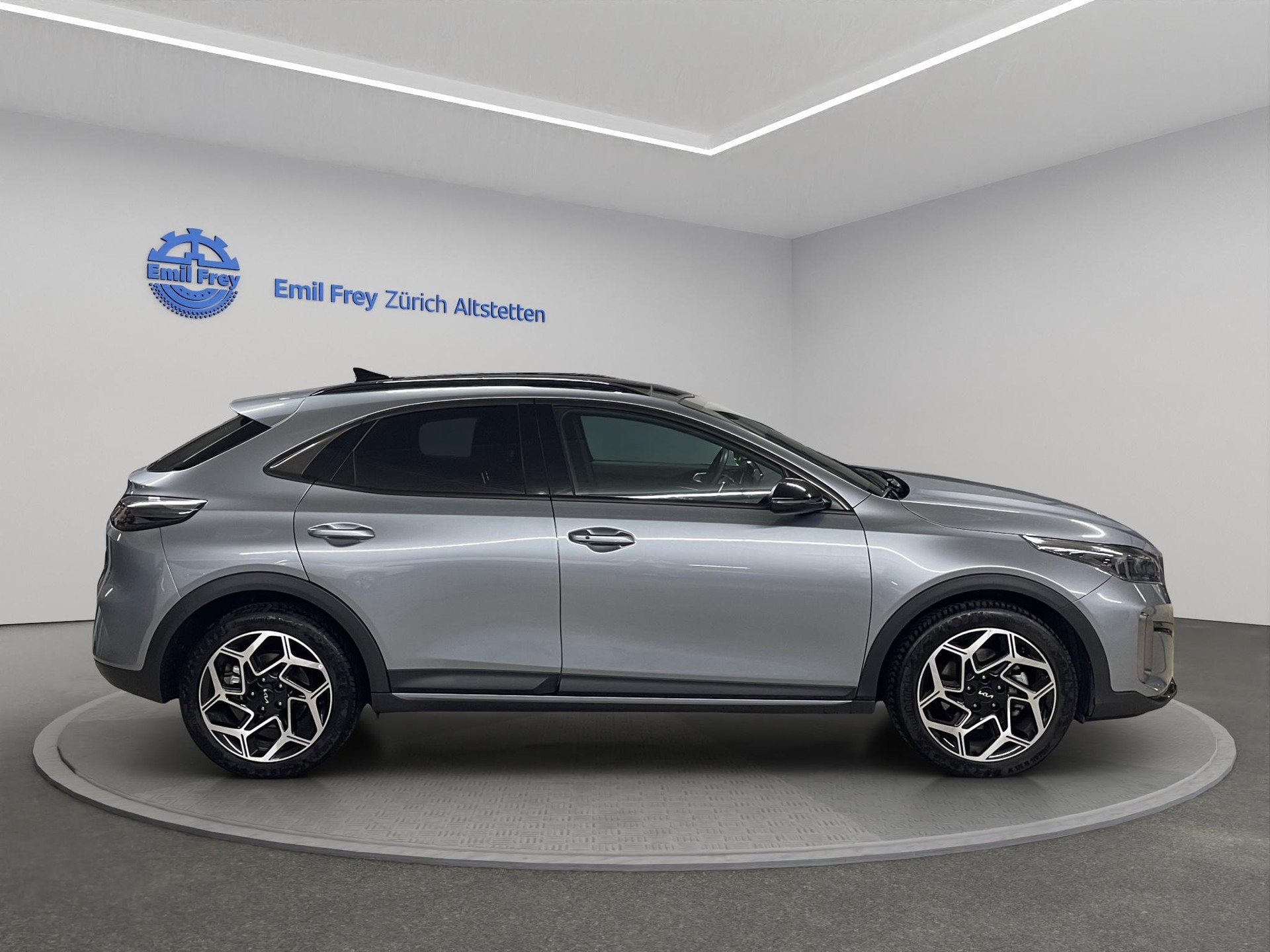 KIA XCeed 1.5 T-GDi MHEV GT-Line-showroom-element-3