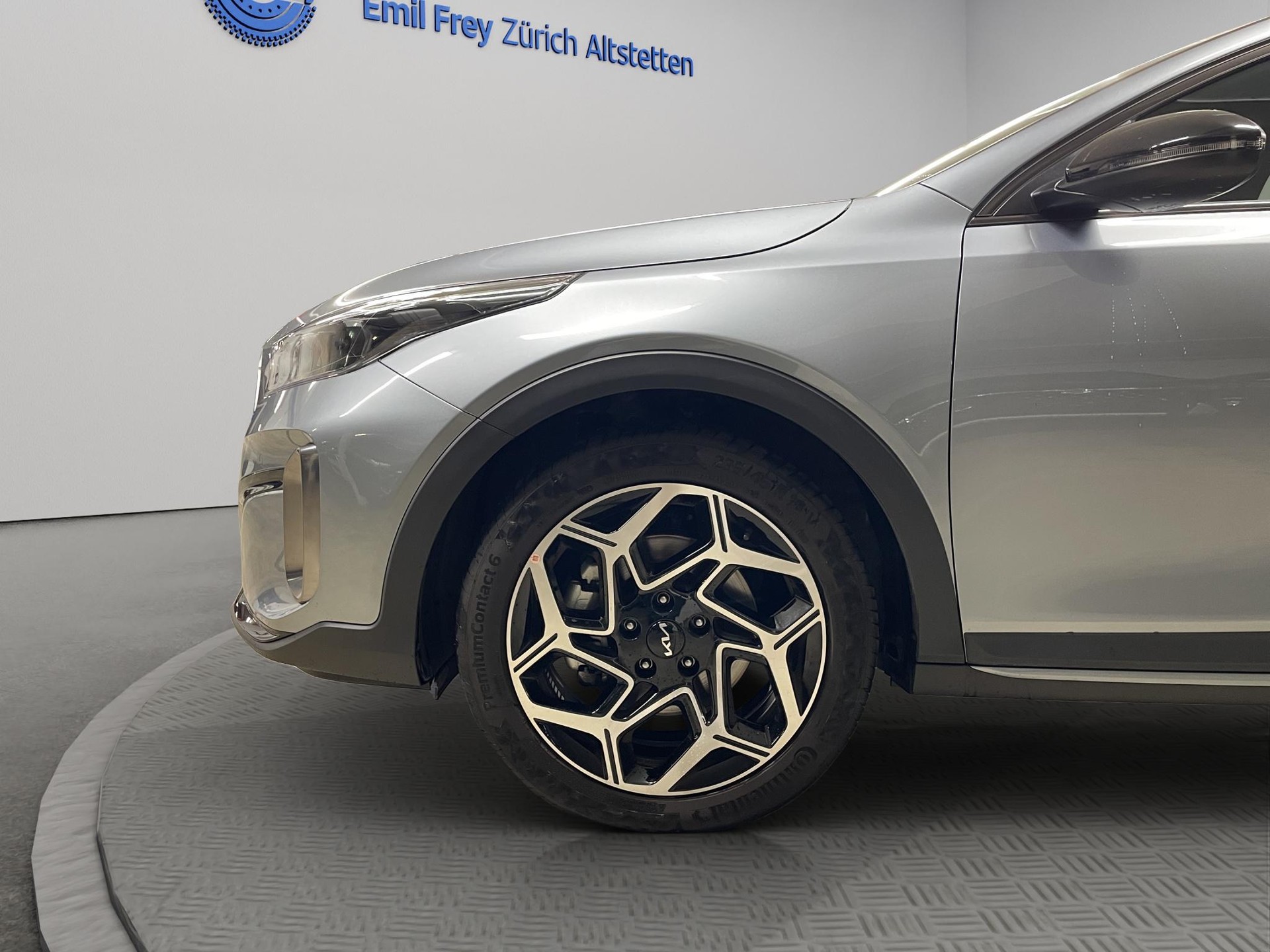 KIA XCeed 1.5 T-GDi MHEV GT-Line-image-11
