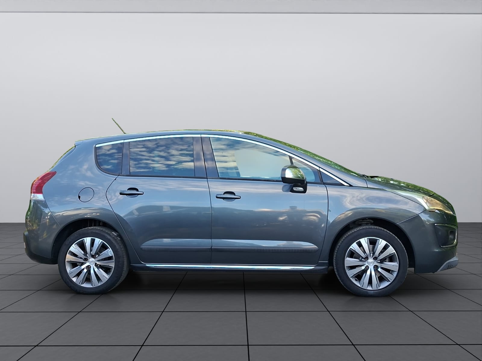 PEUGEOT 3008 1.6 16V T Style-image-7