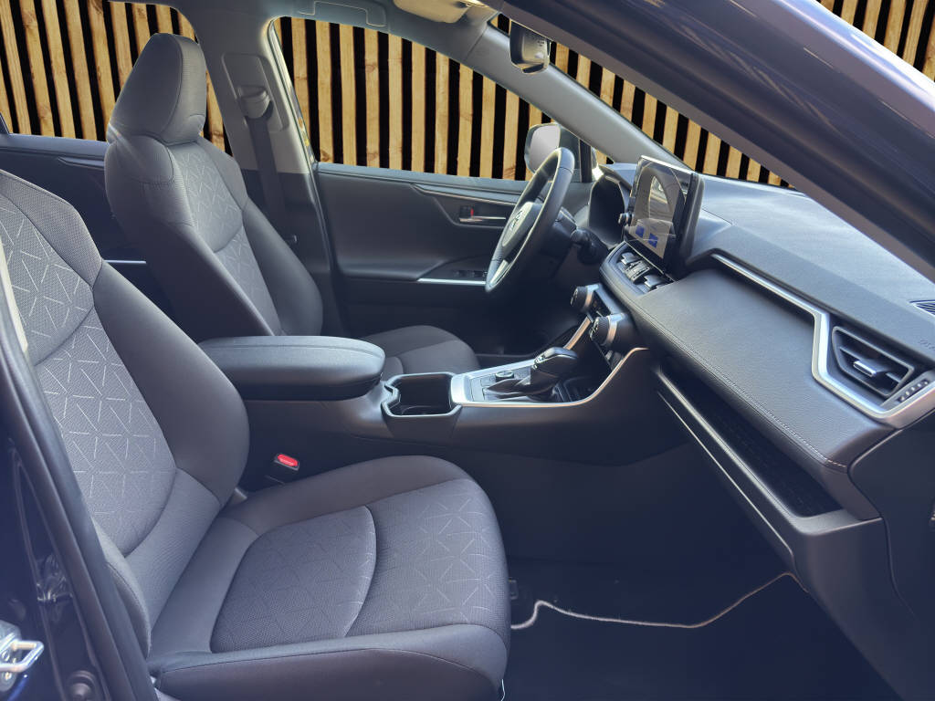 TOYOTA RAV-4 2.5 HSD Trend e-CVT AWD-image-4