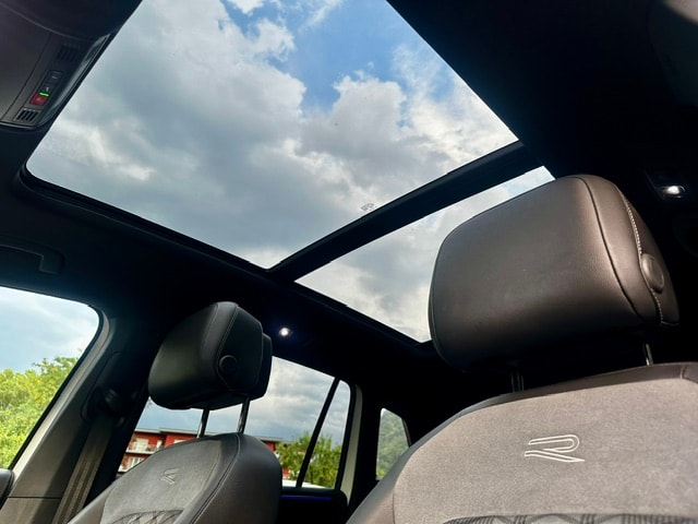 VW Tiguan 2.0TSI R-Line 4Motion DSG-image-16