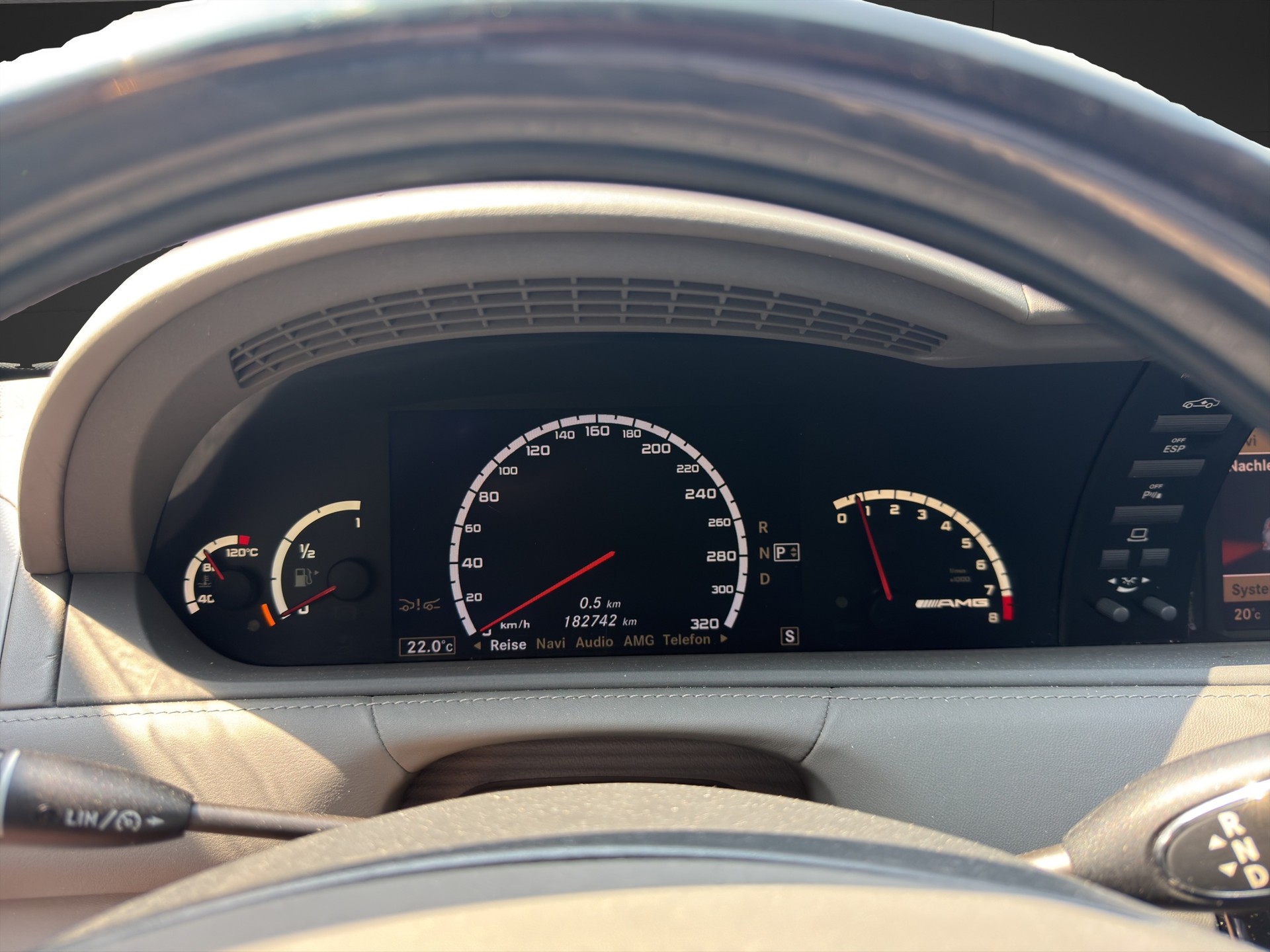 MERCEDES-BENZ CL 63 AMG 7G-Tronic-image-14