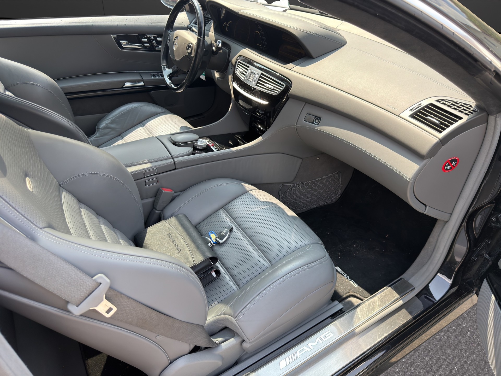 MERCEDES-BENZ CL 63 AMG 7G-Tronic-image-10