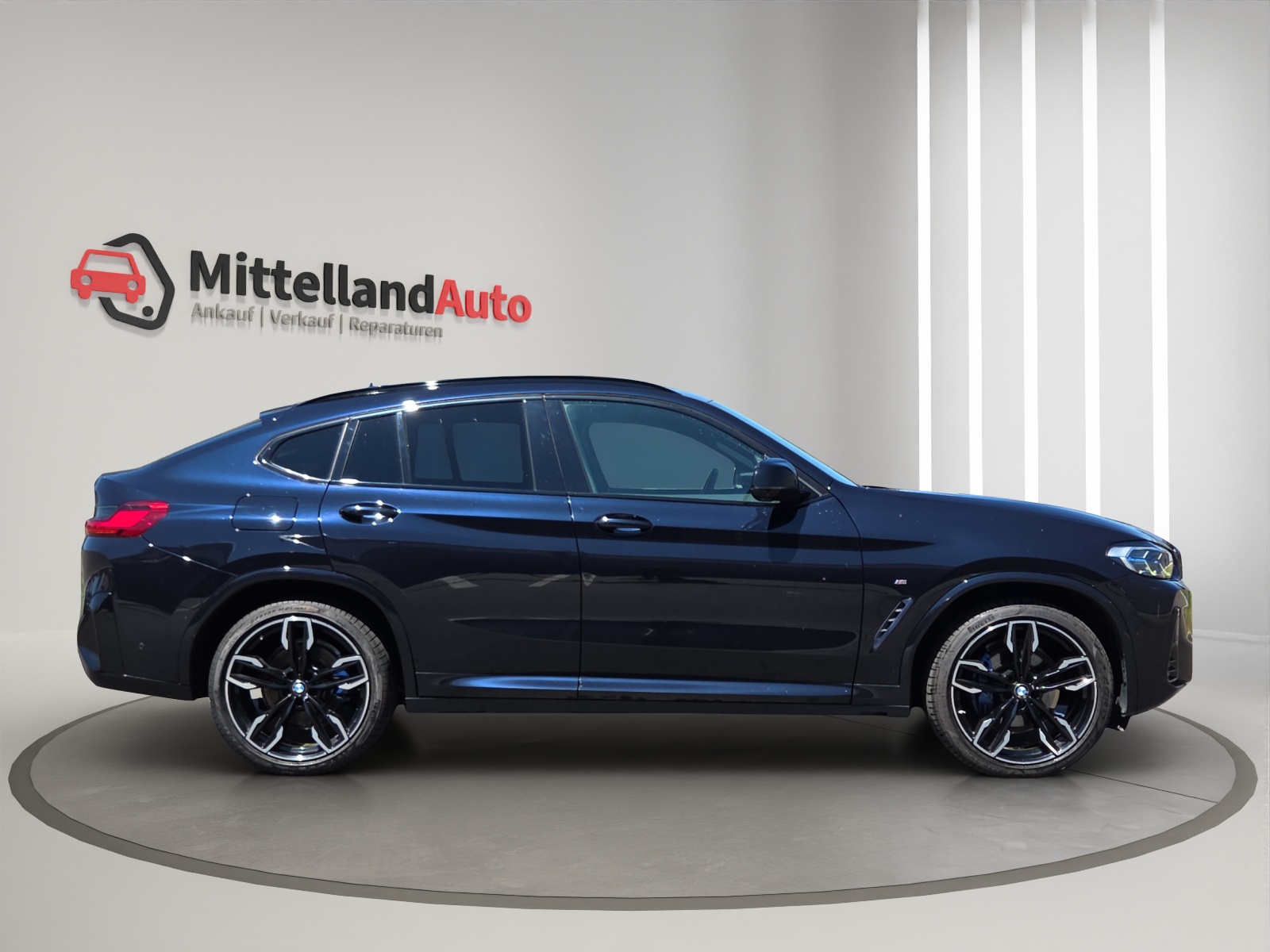 BMW X4 M40i 48V Steptronic-showroom-element-3
