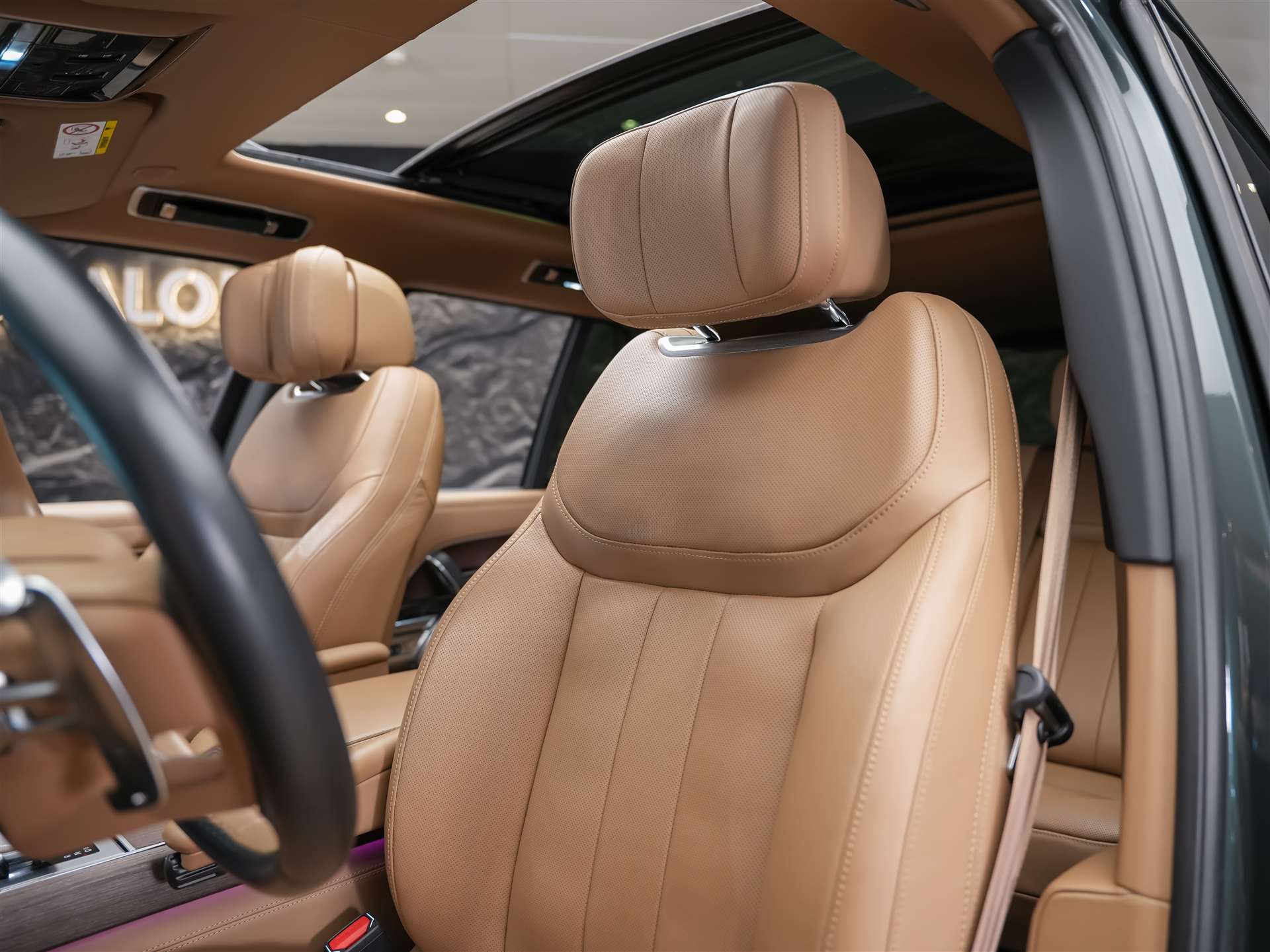 LAND ROVER Range Rover 4.4 V8 Autobiography *24" Felgen*Massage*Panorama*-image-9