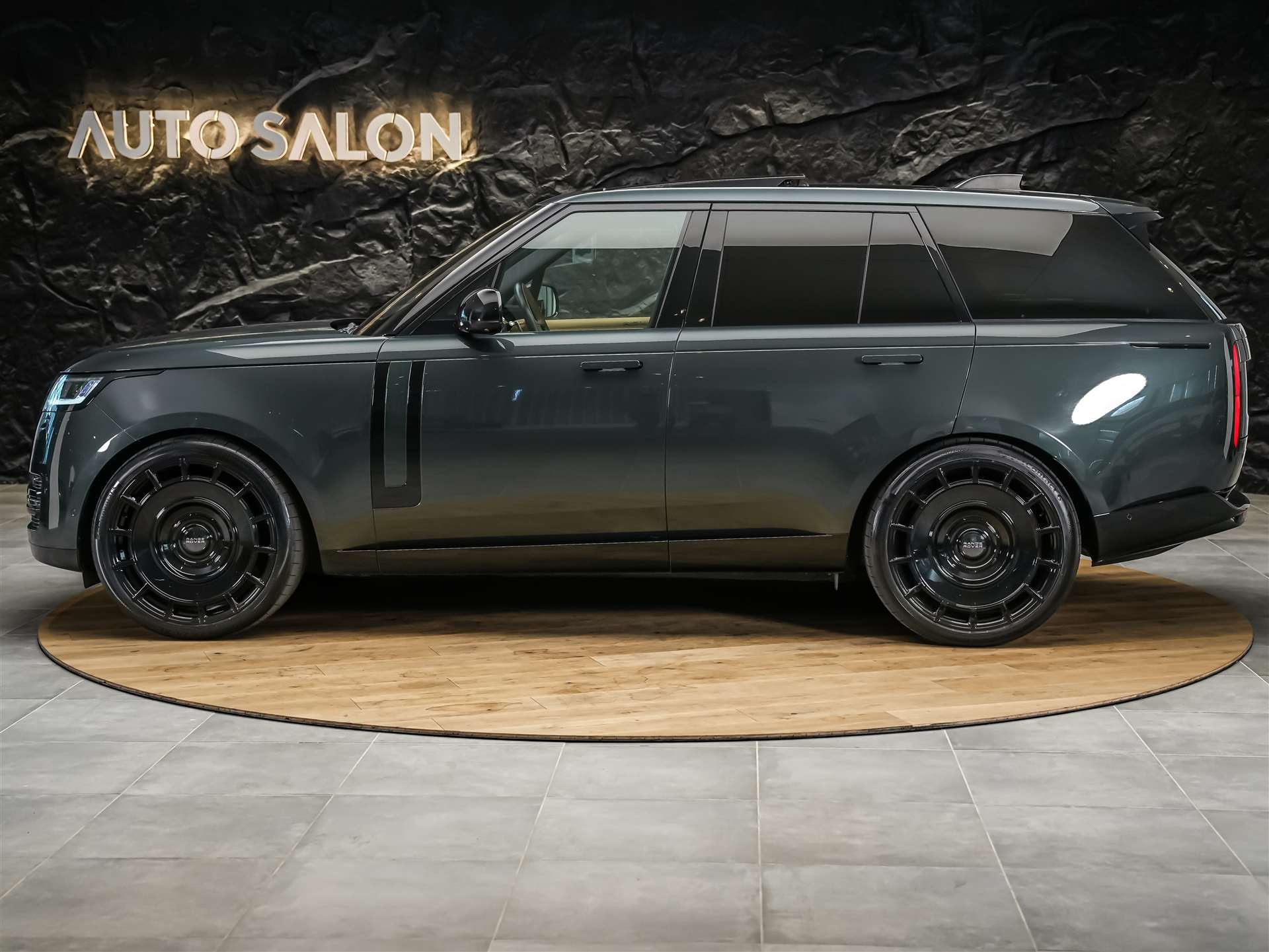 LAND ROVER Range Rover 4.4 V8 Autobiography *24" Felgen*Massage*Panorama*-showroom-element-1
