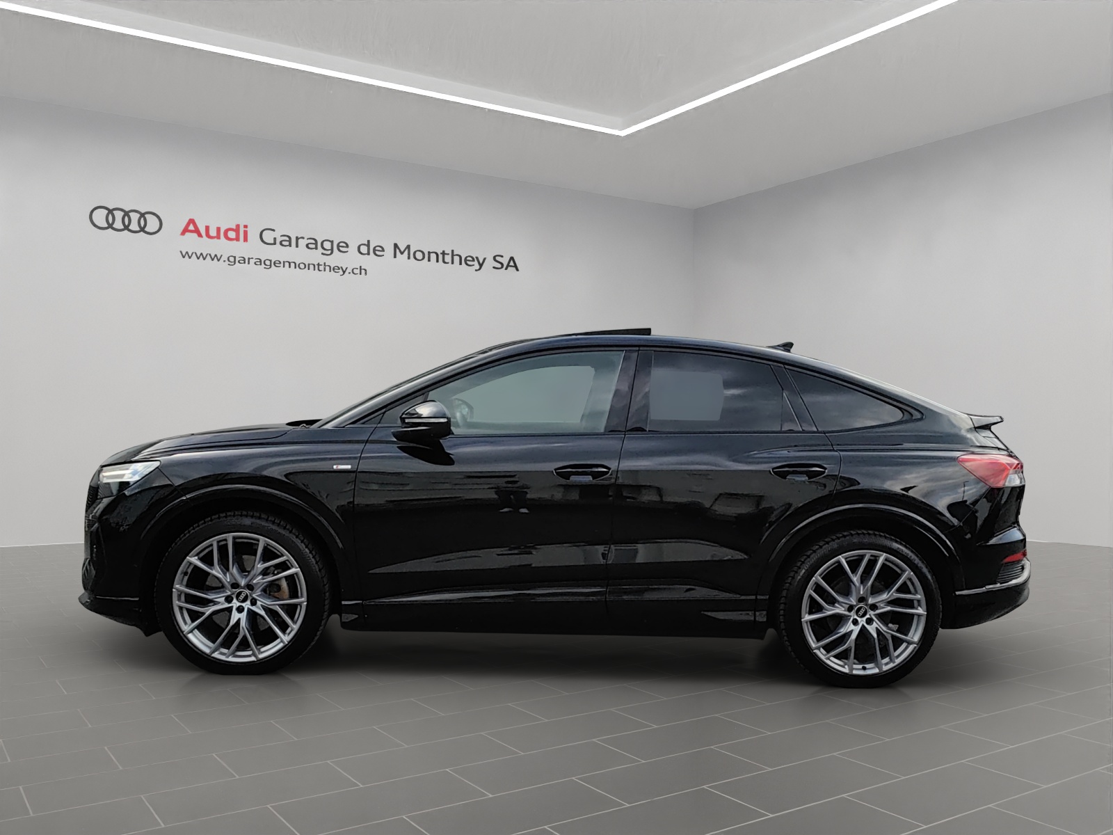 AUDI Q4 Sportback e-tron 50 quattro-image-1