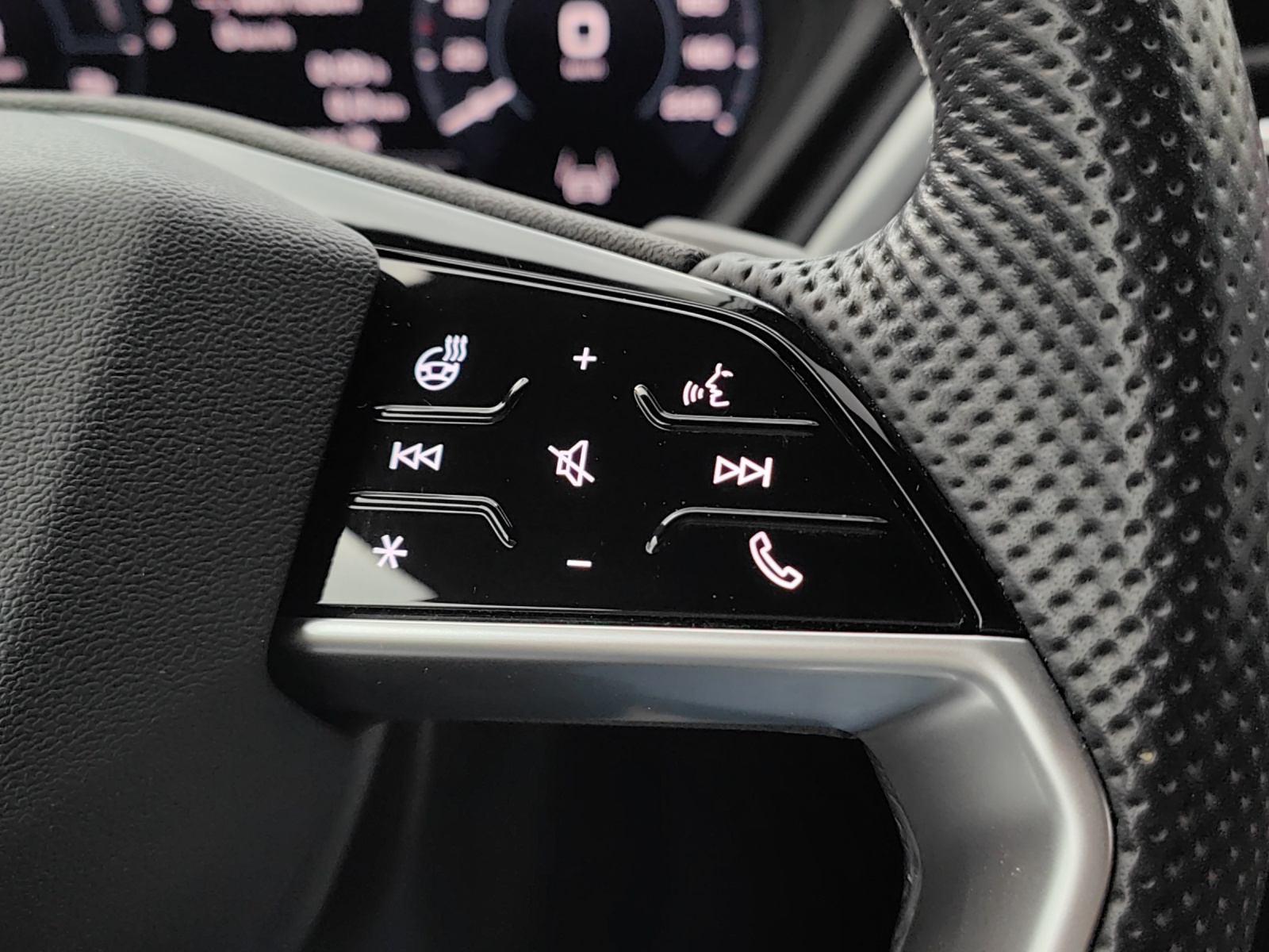 AUDI Q4 Sportback e-tron 50 quattro-image-13