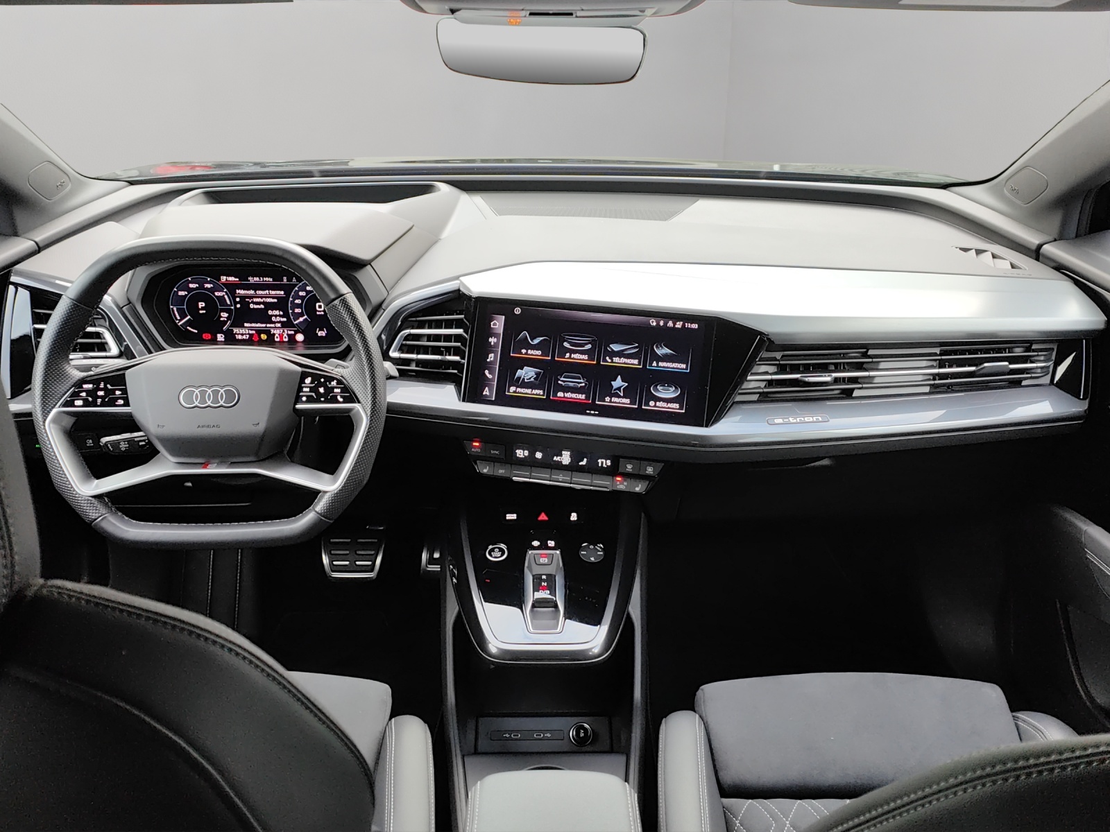 AUDI Q4 Sportback e-tron 50 quattro-image-9